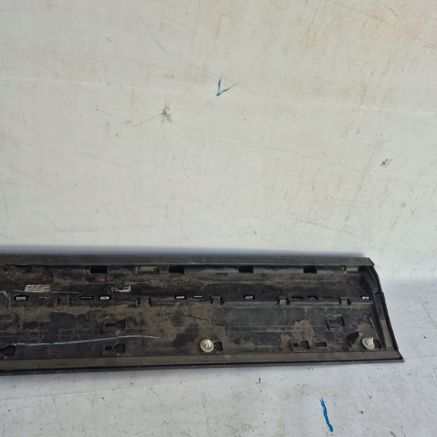 AUDI Q2 81A S-LINE moulding door left front front 81A853959