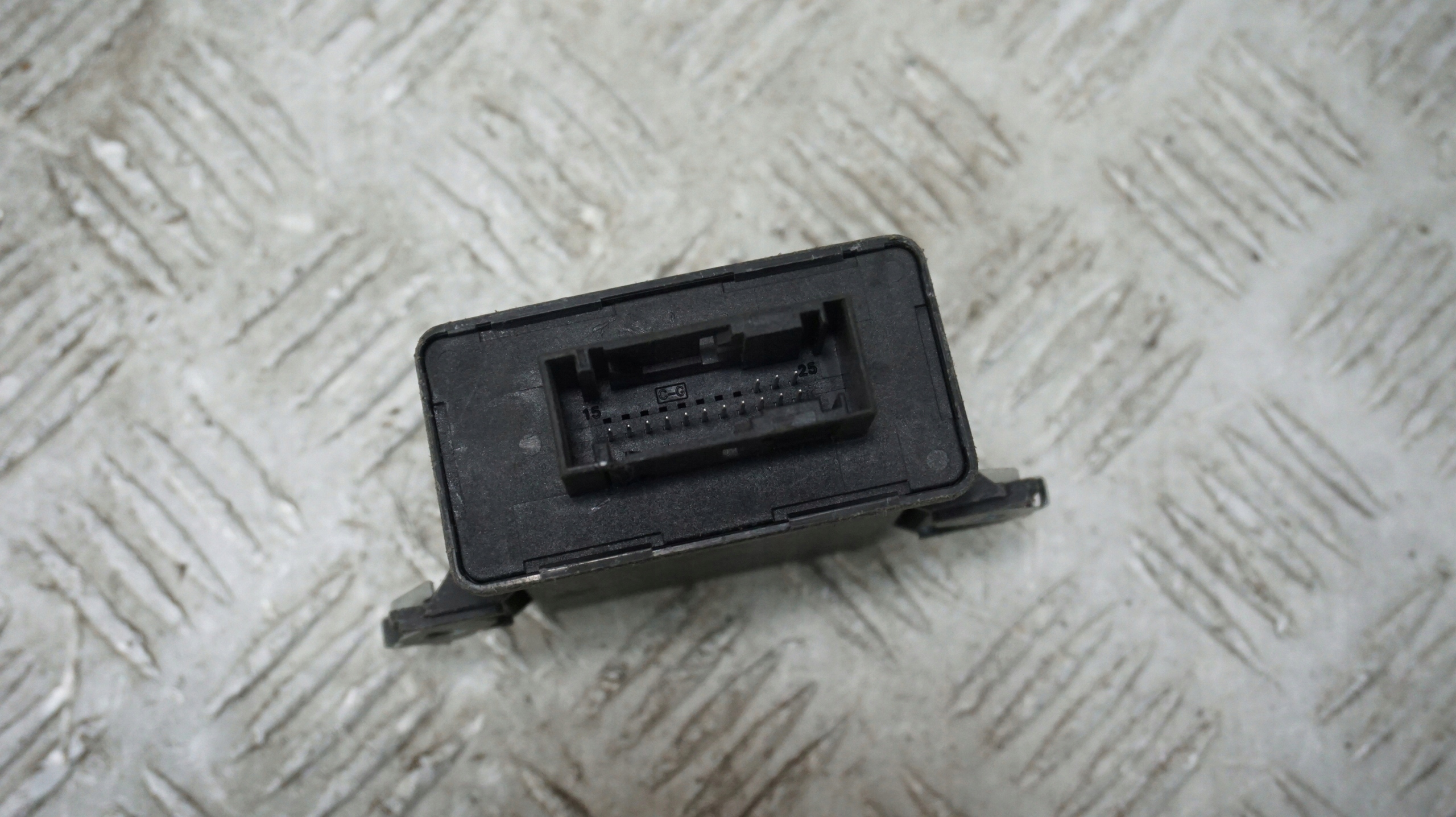 VW PASSAT B7 MODUŁ SETROWNIK ŚWIATEŁ 7P6907357 Typ samochodu Samochody osobowe