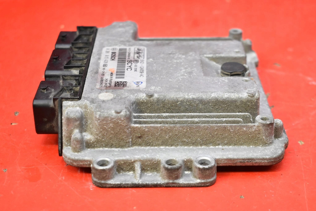control unit computer of the engine 9V21-12A650-AC FORD FIESTA MK7 1.6 TDCI 90 KM