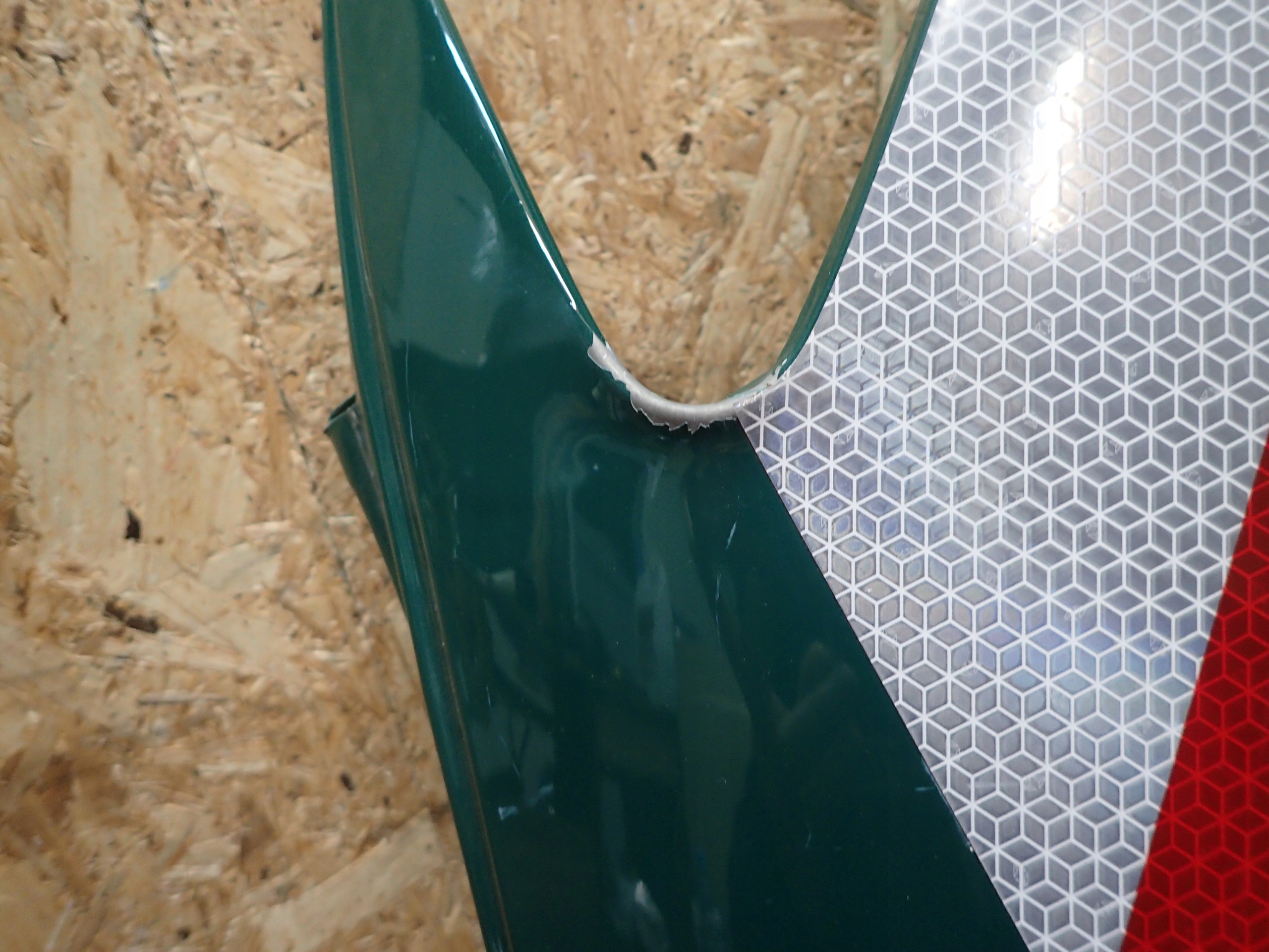 FENDER FRONT RIGHT LEFT MERCEDES SPRINTER W907
