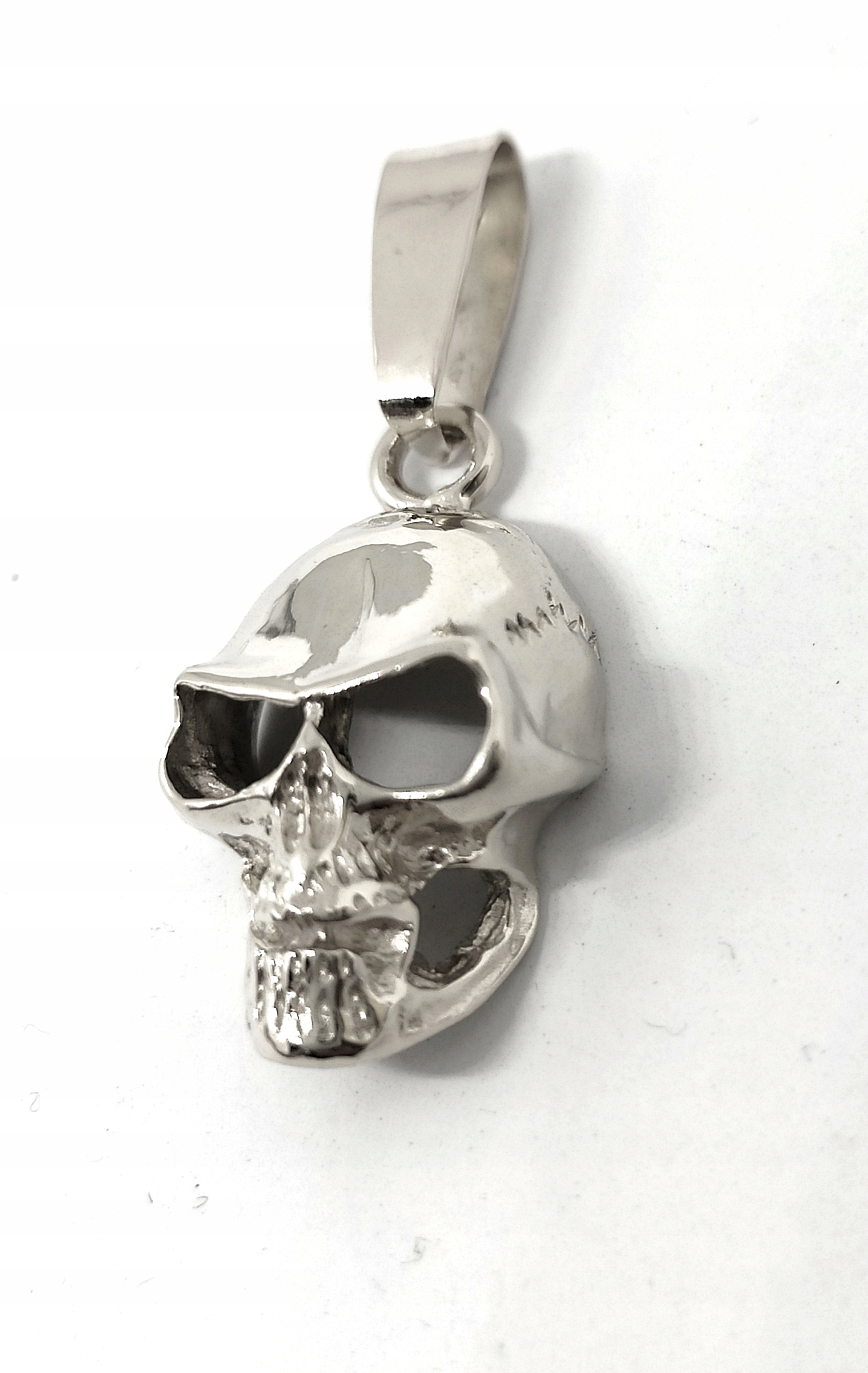 

Czaszka srebrna wisiorek,srebro pr. 0,925