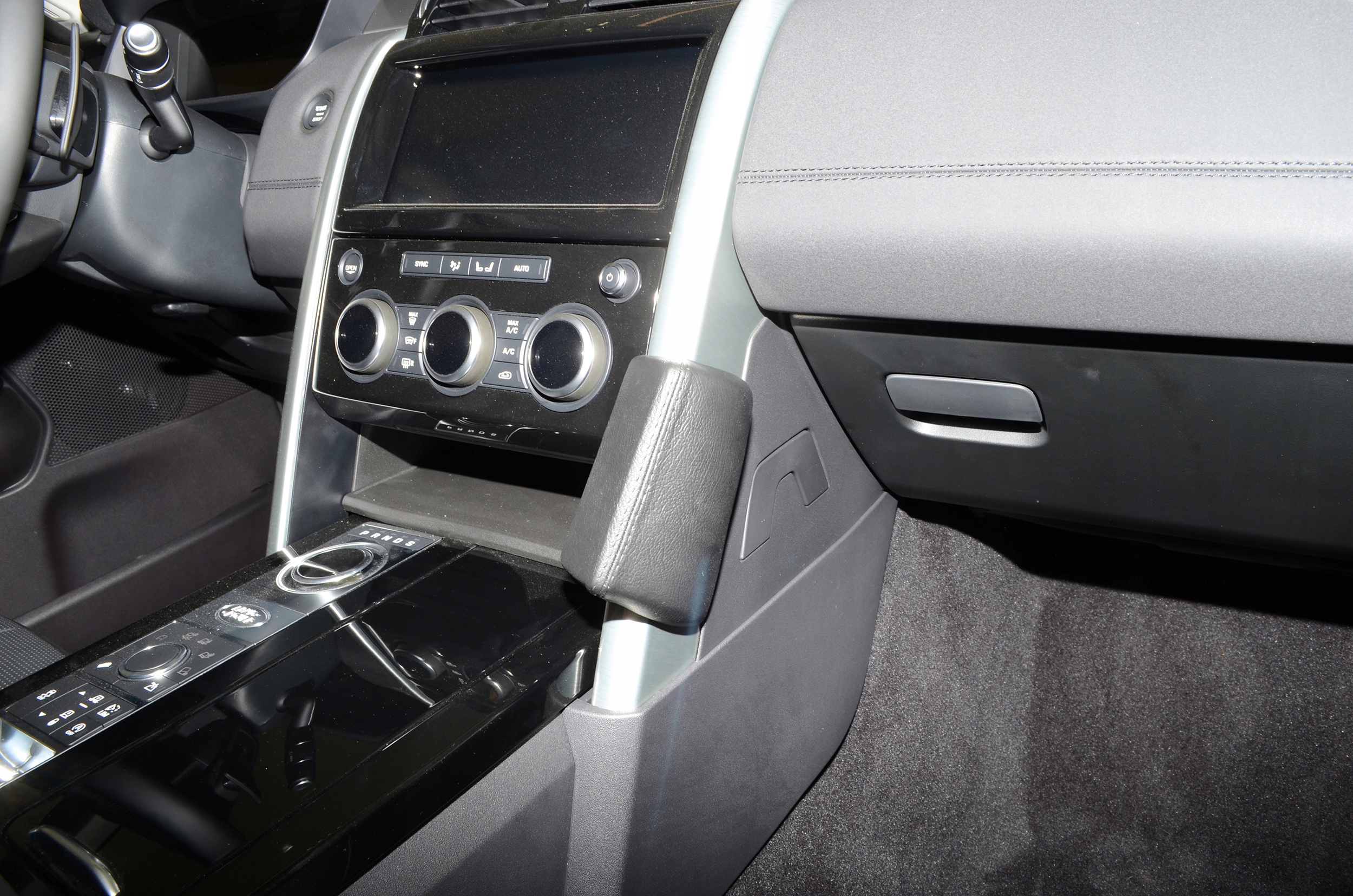 Držák na telefon Kuda Landrover Discovery 5 od roku 2017