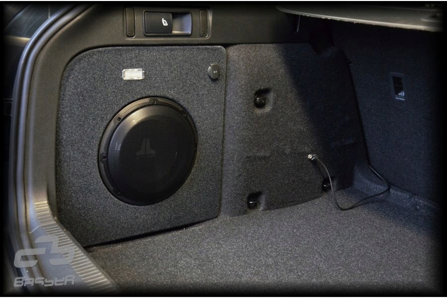 SKRZYNKA OBUDOWA SKODA OCTAVIA 3 KOMBI NA GŁOŚNIK 25cm + WYBÓR SUBWOOFERÓW Marka Inna