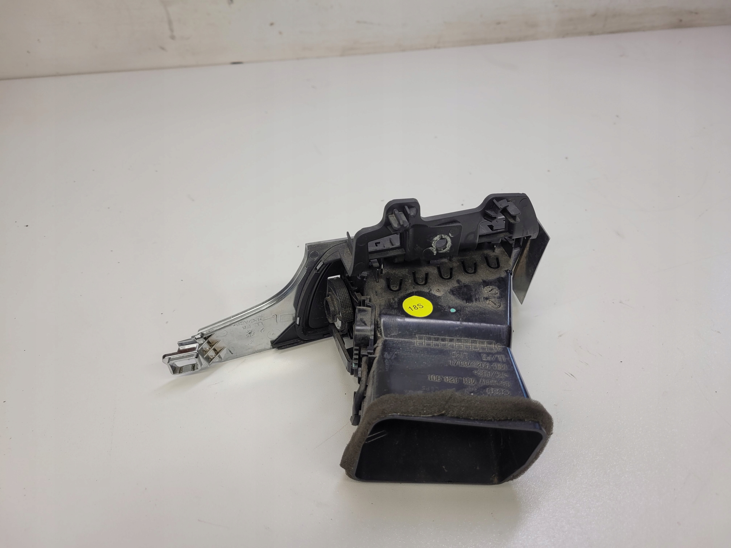 grid air conditioning devices left AUDI A6 C7 A7 4G1820901B EU