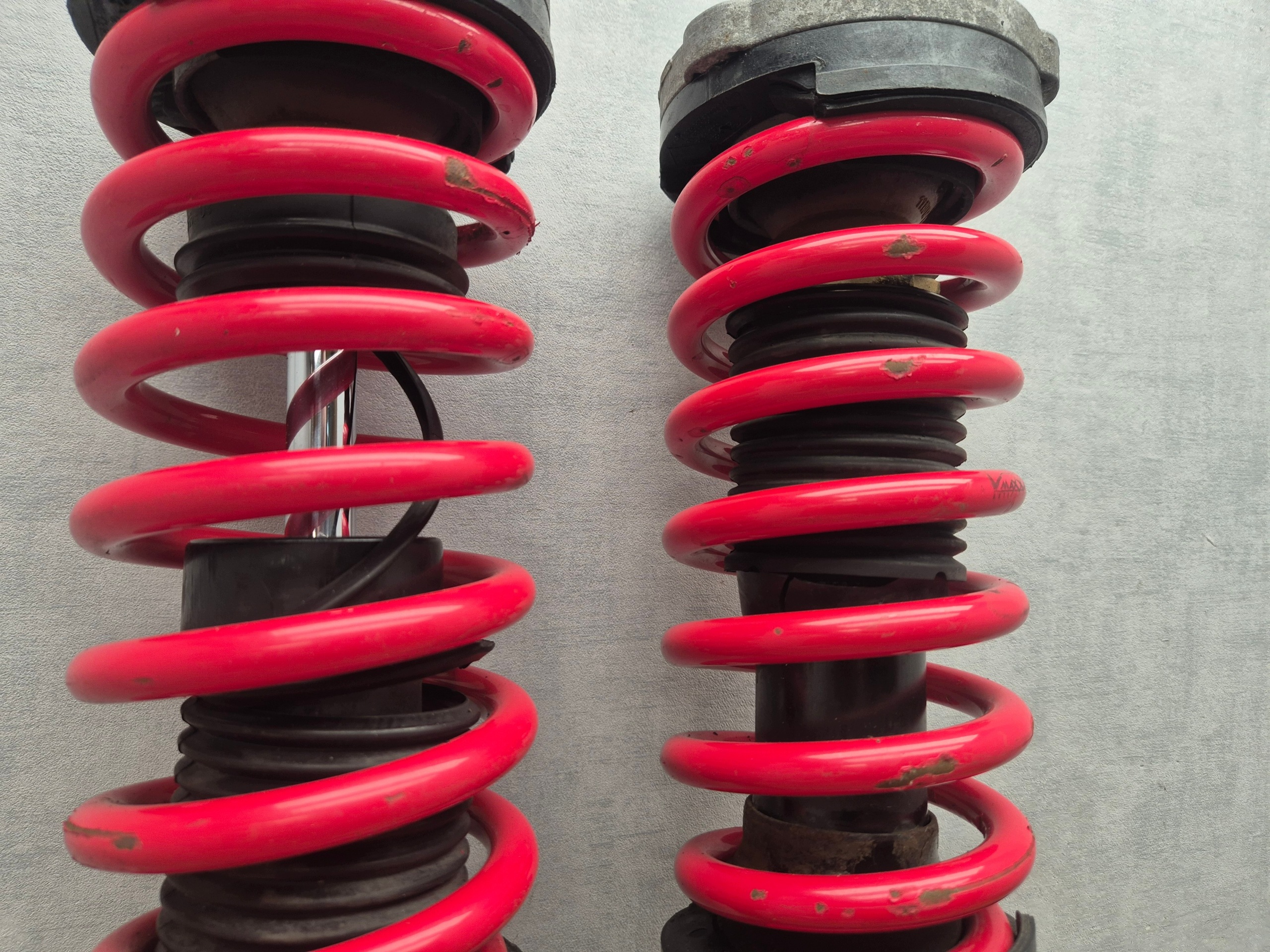 BMW F06 shock absorbers front front KOMPLET plus springs OBNIZAJACE VMAXX