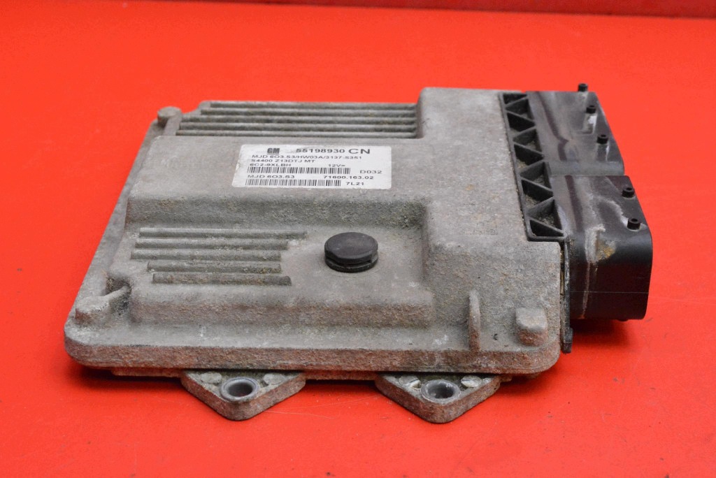 control unit computer of the engine 55198930CN OPEL CORSA D 1.3 CDTI 75 KM 06-11