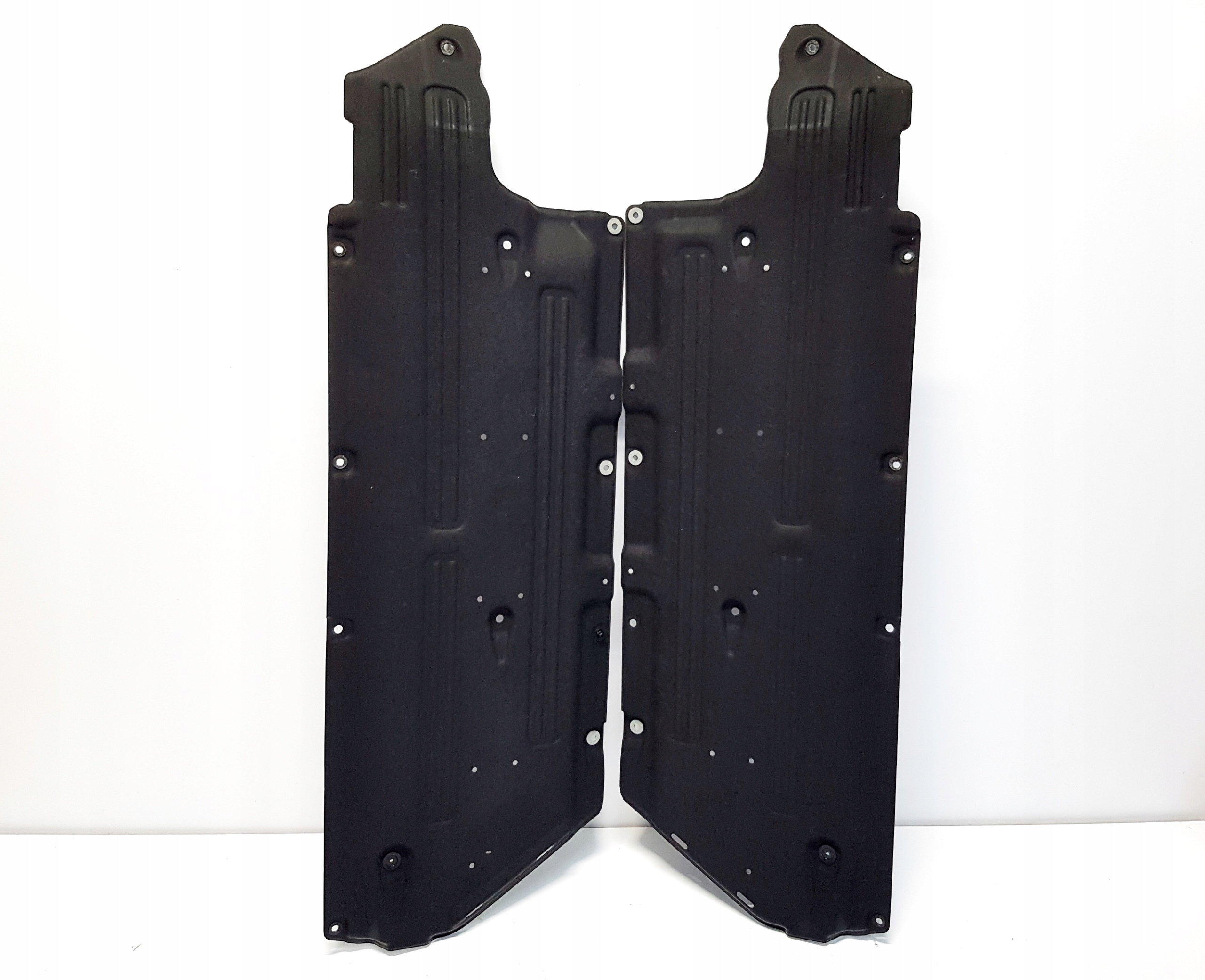 PŁYTA OSŁONA PODWOZIA LEWA HYUNDAI KONA 84135-J9000