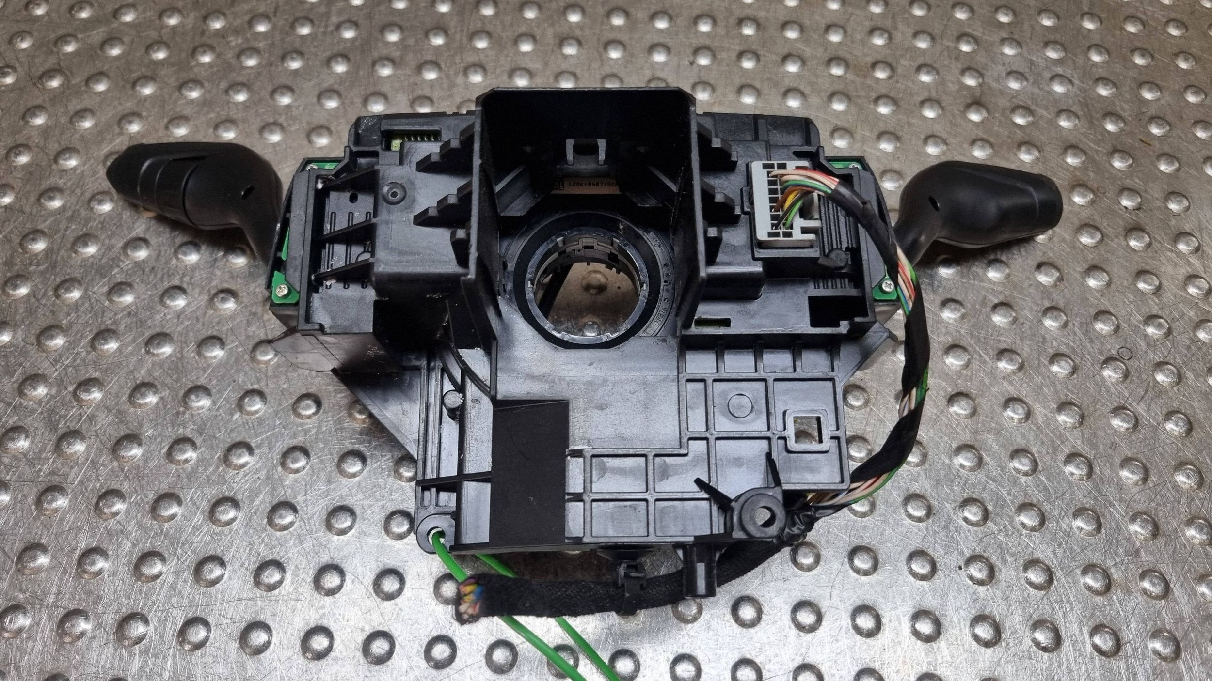 commodo commande levier commodo sous volant anneau BV6T-13N064-AH FORD C-MAX MK2 FOCUS MK3