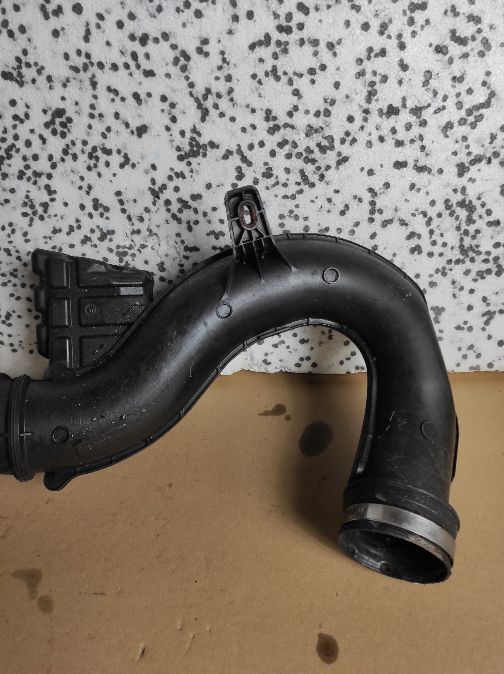 Gehäuse filter luft TRAFIC III 165755972R 93451664