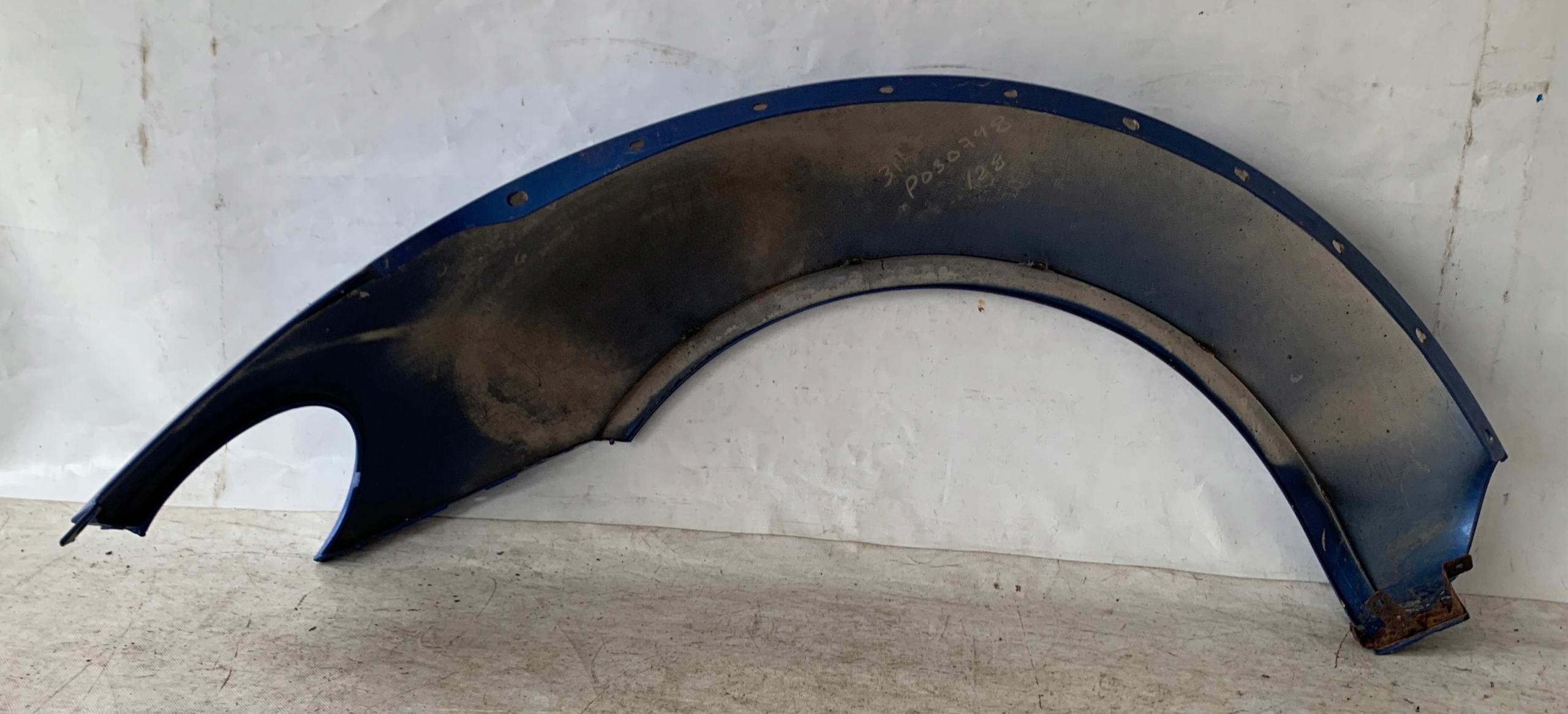 # sárvédö bal far hátsó VW NEW BEETLE