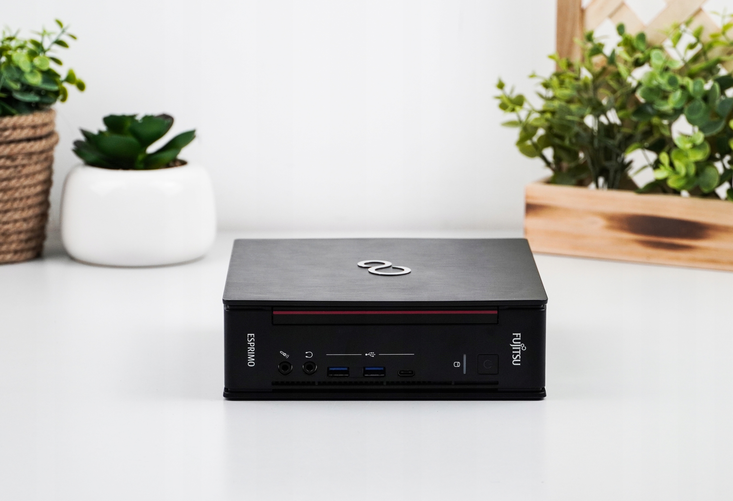 WYDAJNY Mini PC Fujitsu Q957 Tiny 8GB 256GB SSD Win11 RS-232 Producent płyty głównej Fujitsu