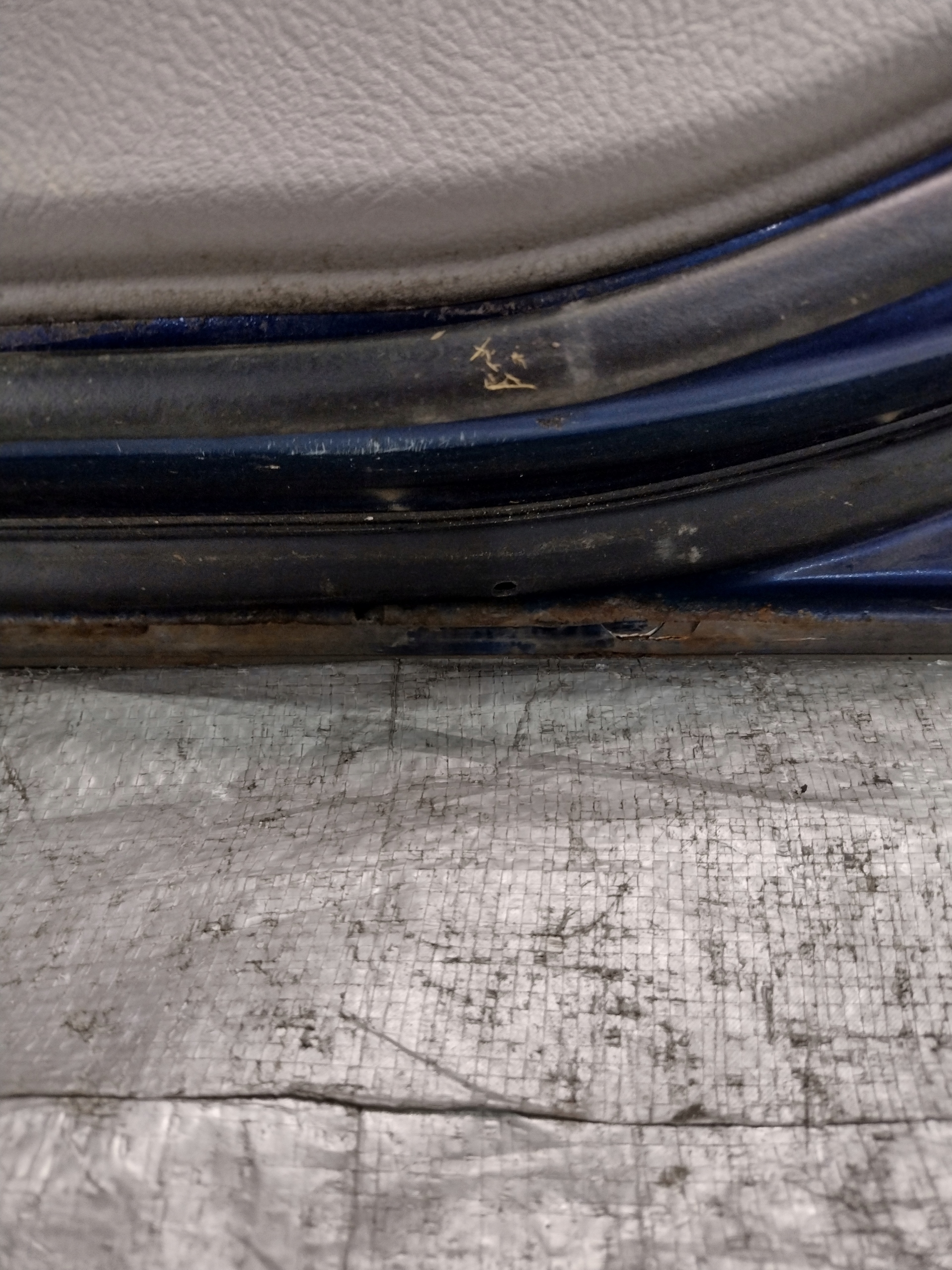 door right rear. KIA Cerato EX HB k: 6k