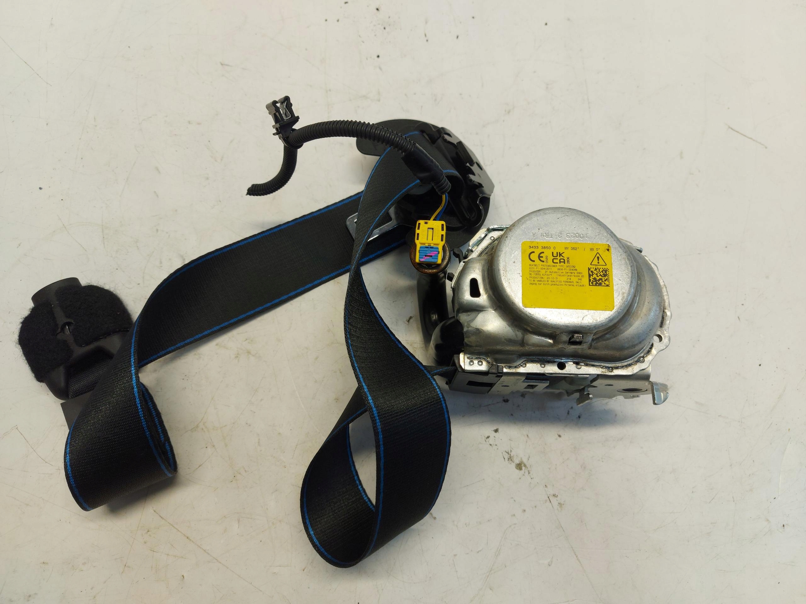 RENAULT AUSTRAL E tension belt safety right front
