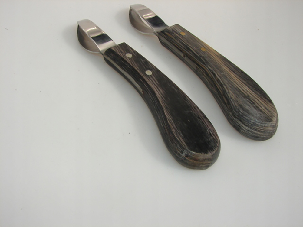 NÓŻ ŁEZKA DO KOREKCJI KOPYT -RACIC PROFESJONAL Model nóż łezka oczkowy