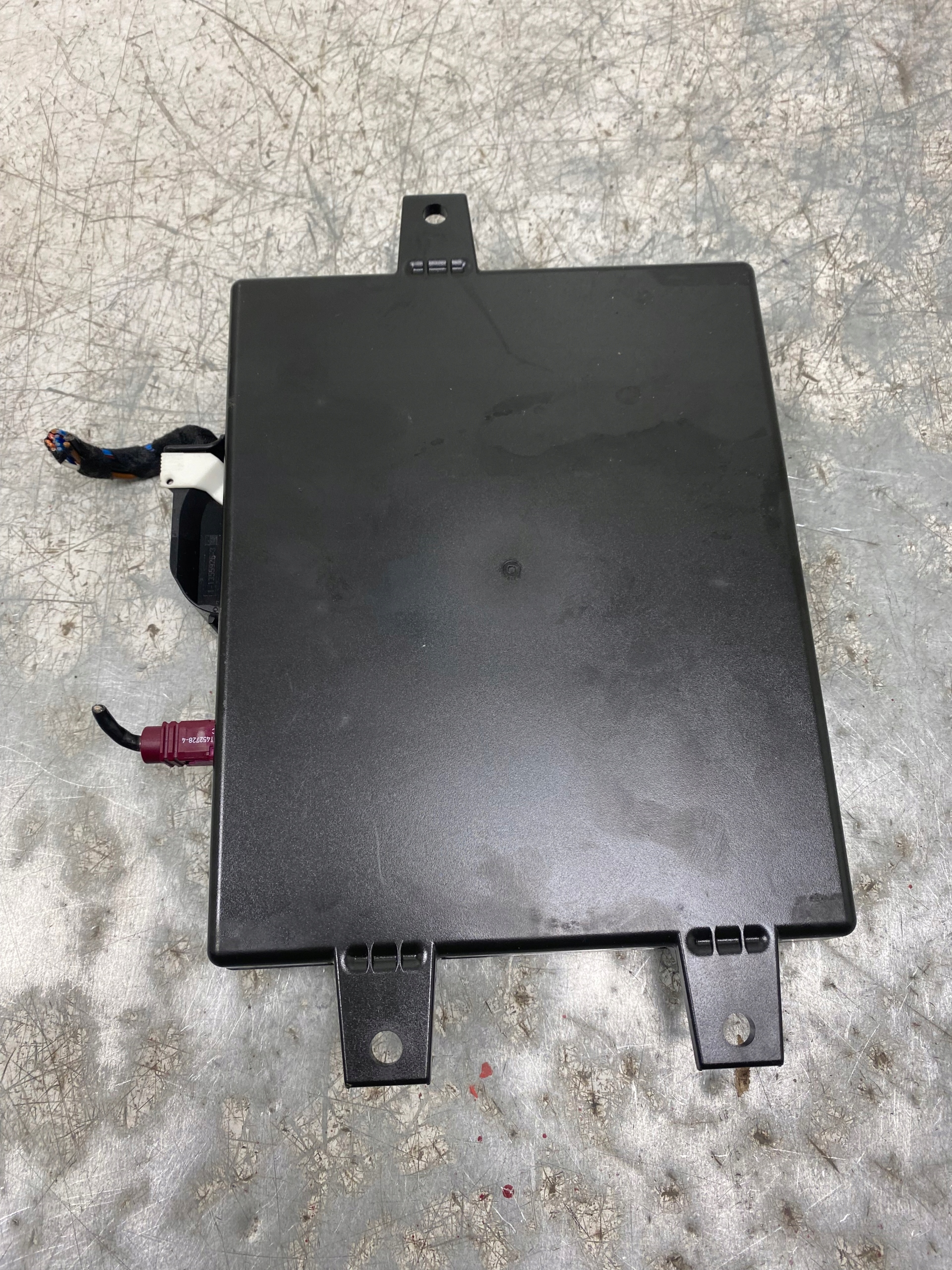 VW GOLF VI HB comfort control unit BLUETOOTH 3C8035730