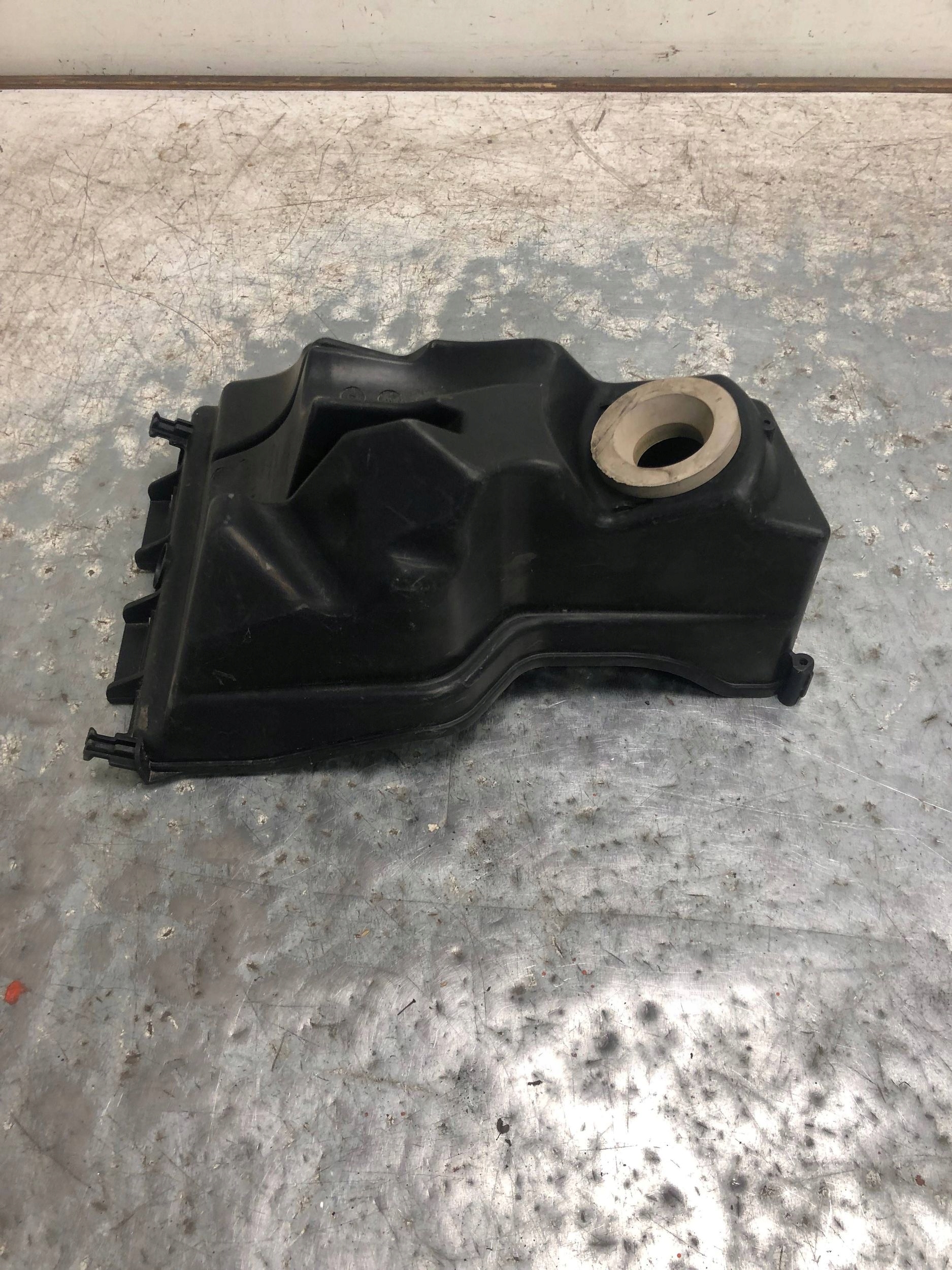 Gehäuse filter luft AUDI A6 C6 LIFT 07L133835K