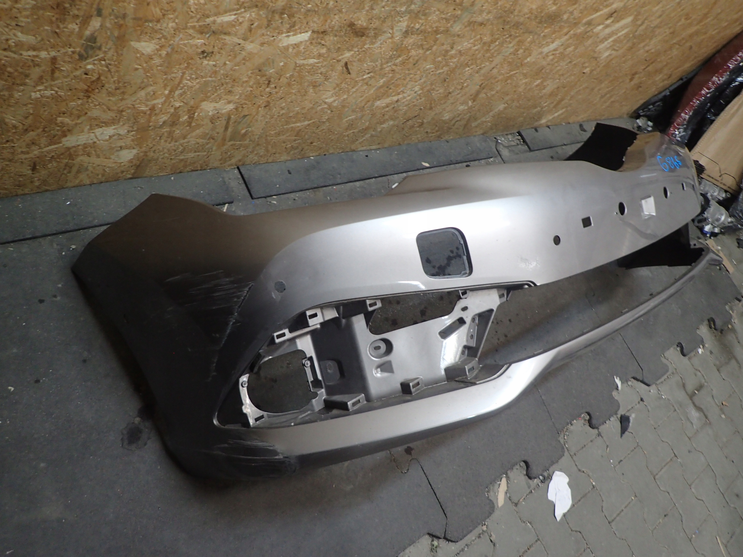 STOSSSTANGE VORNE TOYOTA AURIS LIFT 15