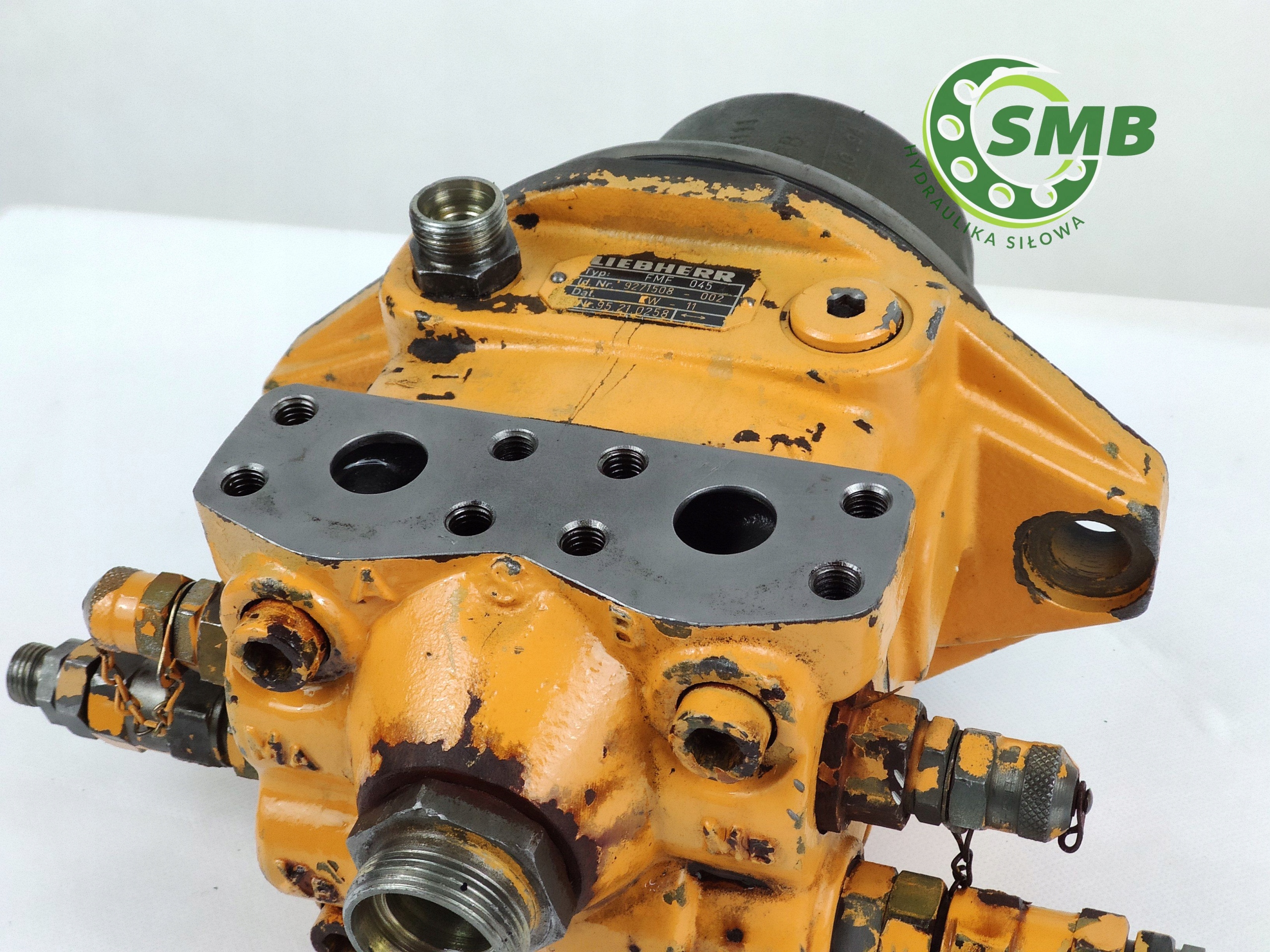 SILNIK OBROTU LIEBHERR FMF045 FMF45 PO REMONCIE Producent części Liebherr
