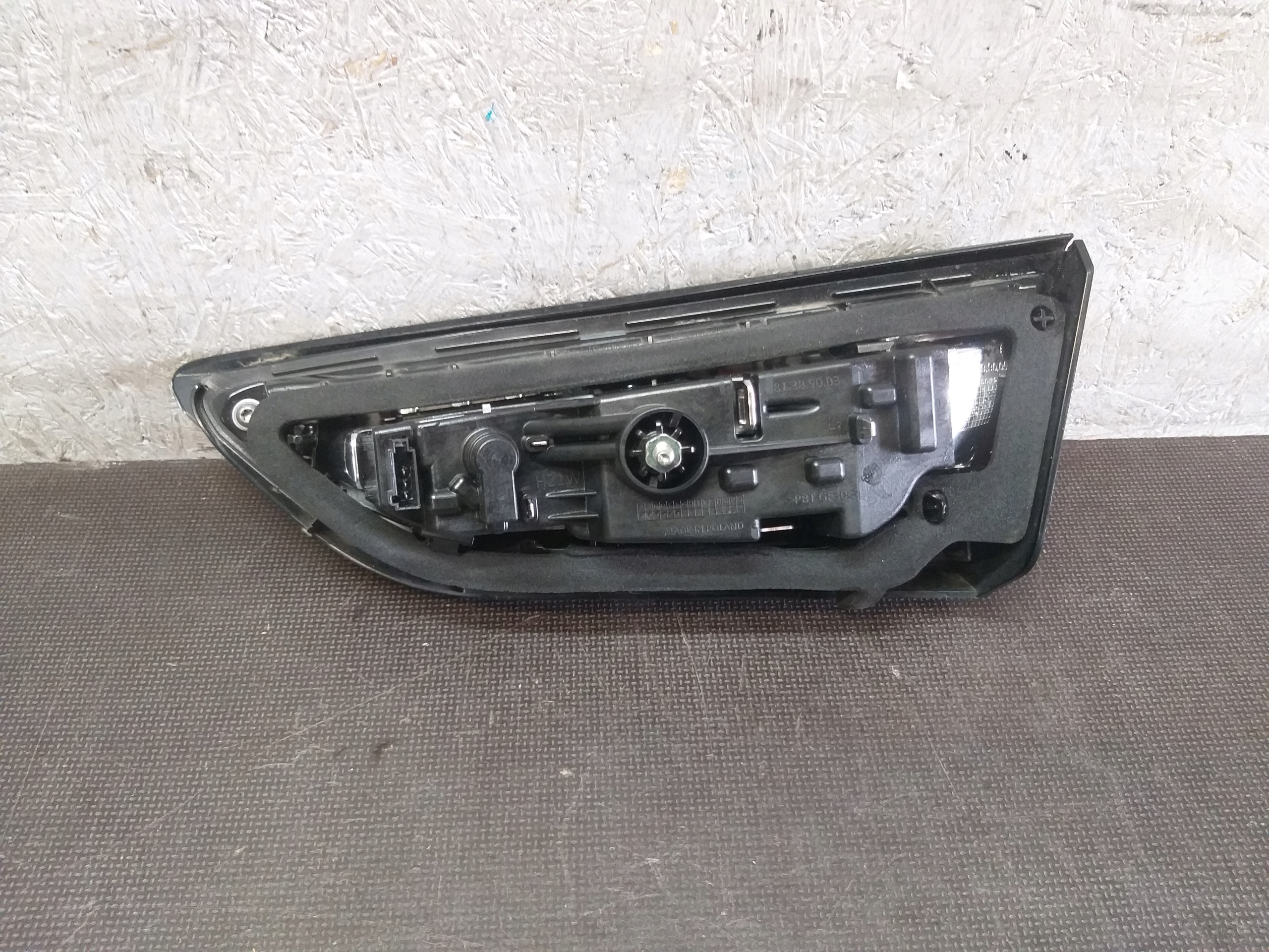 LIGHT REAR PART LEFT OPEL ASTRA K V 5 HB 39098788