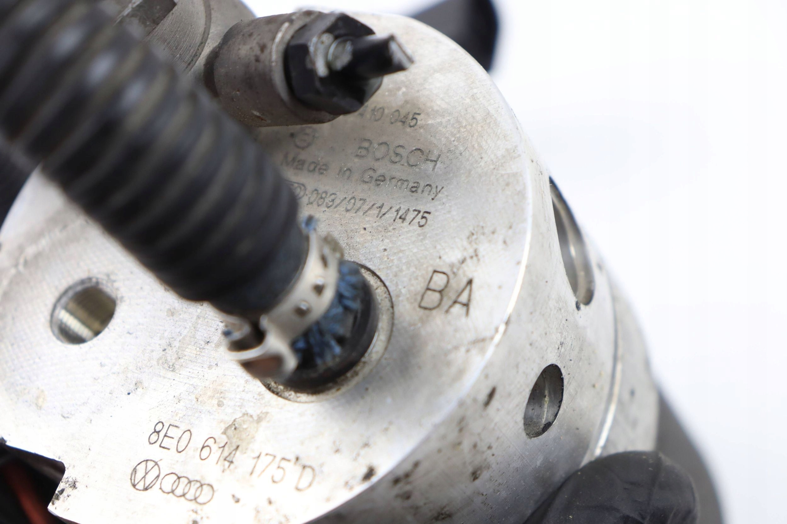 vw PASSAT B5 Audi A4 B6 A6 C5 насос 8E0614175D