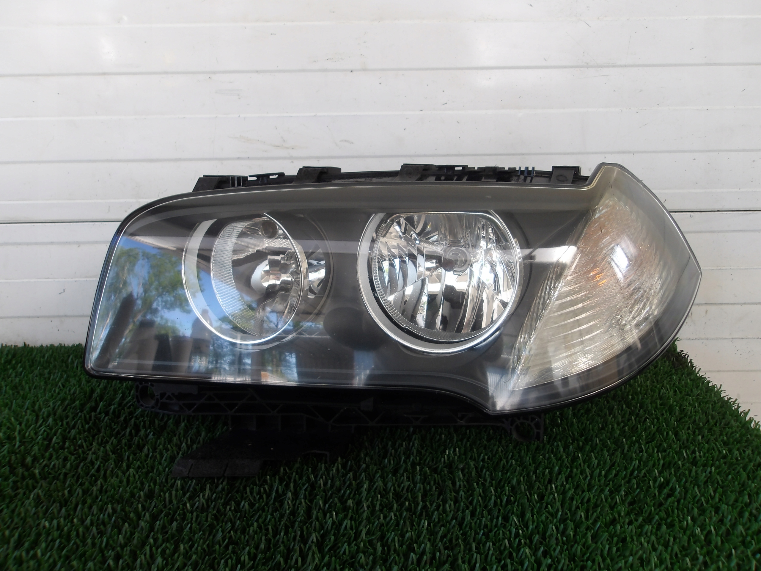BMW X3 E83 LIFT feu avant gauche 7162189 EU OE