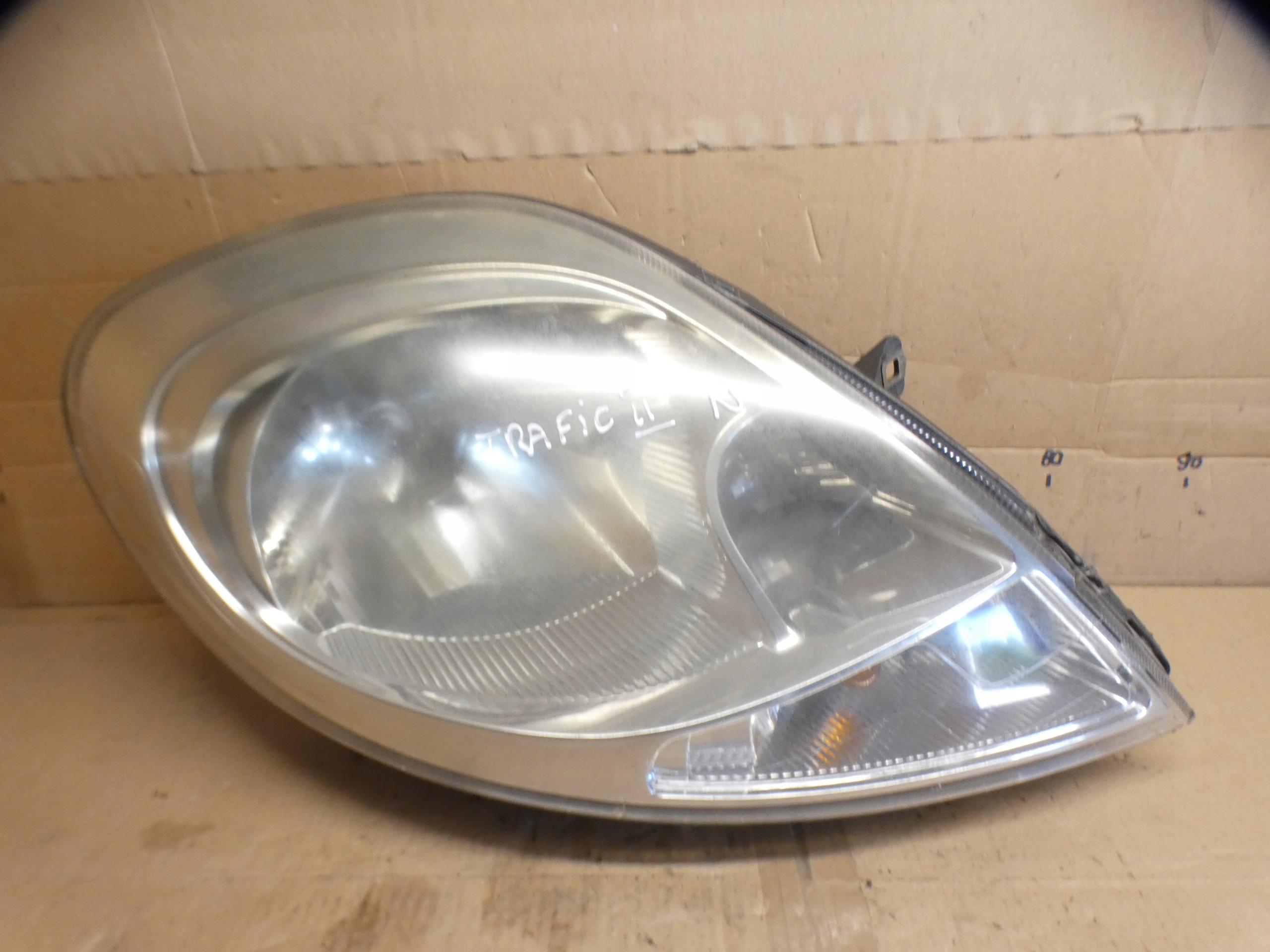 RENAULT TRAFIC II light right front 8200701356