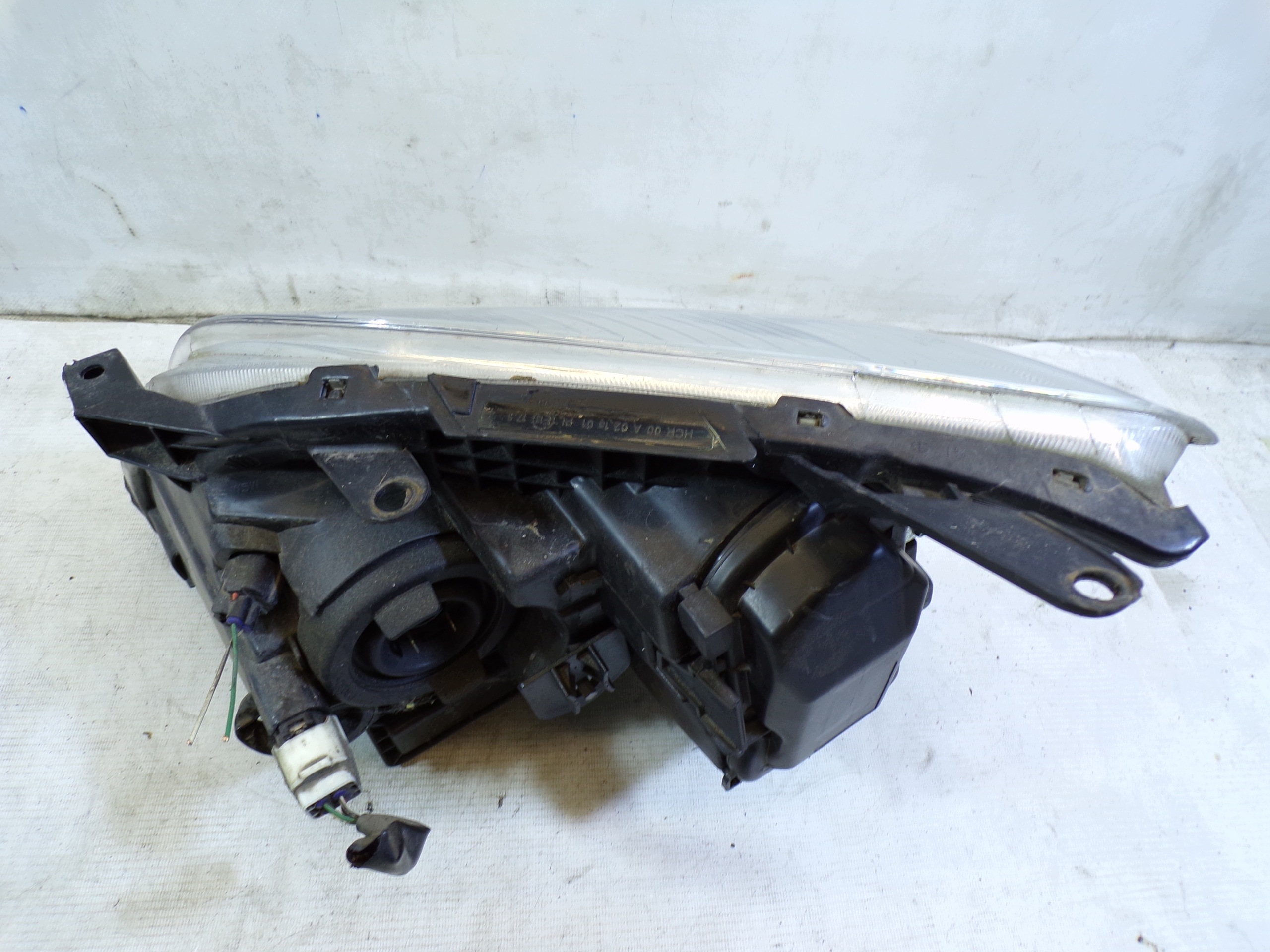 light front front right TOYOTA AVENSIS T25 (6) (K)