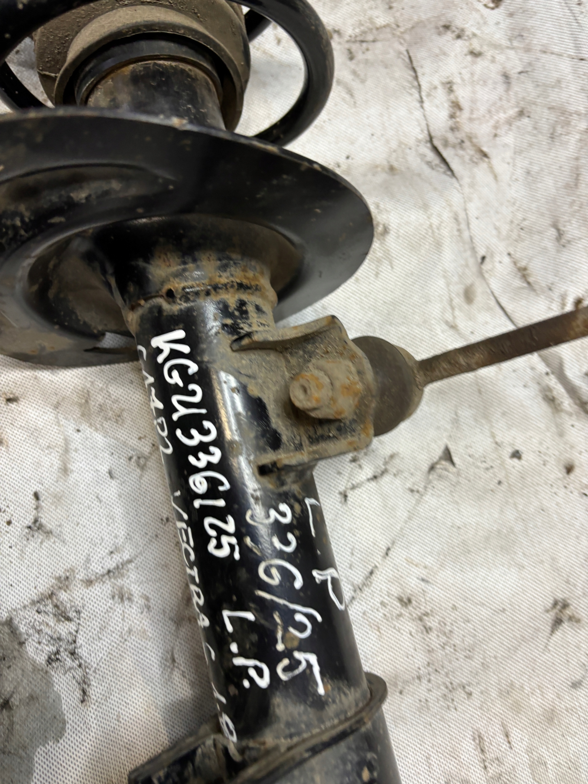 shock absorber spring left front Opel Vectra C 1,8B