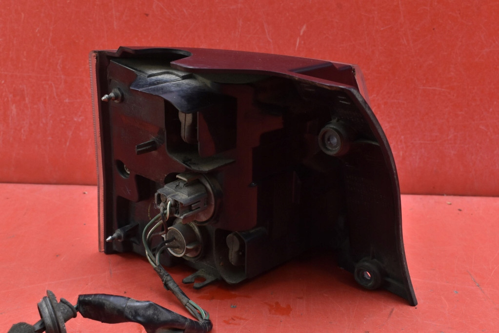 light right rear part rear 220-87920 MITSUBISHI OUTLANDER 2 II 05-09
