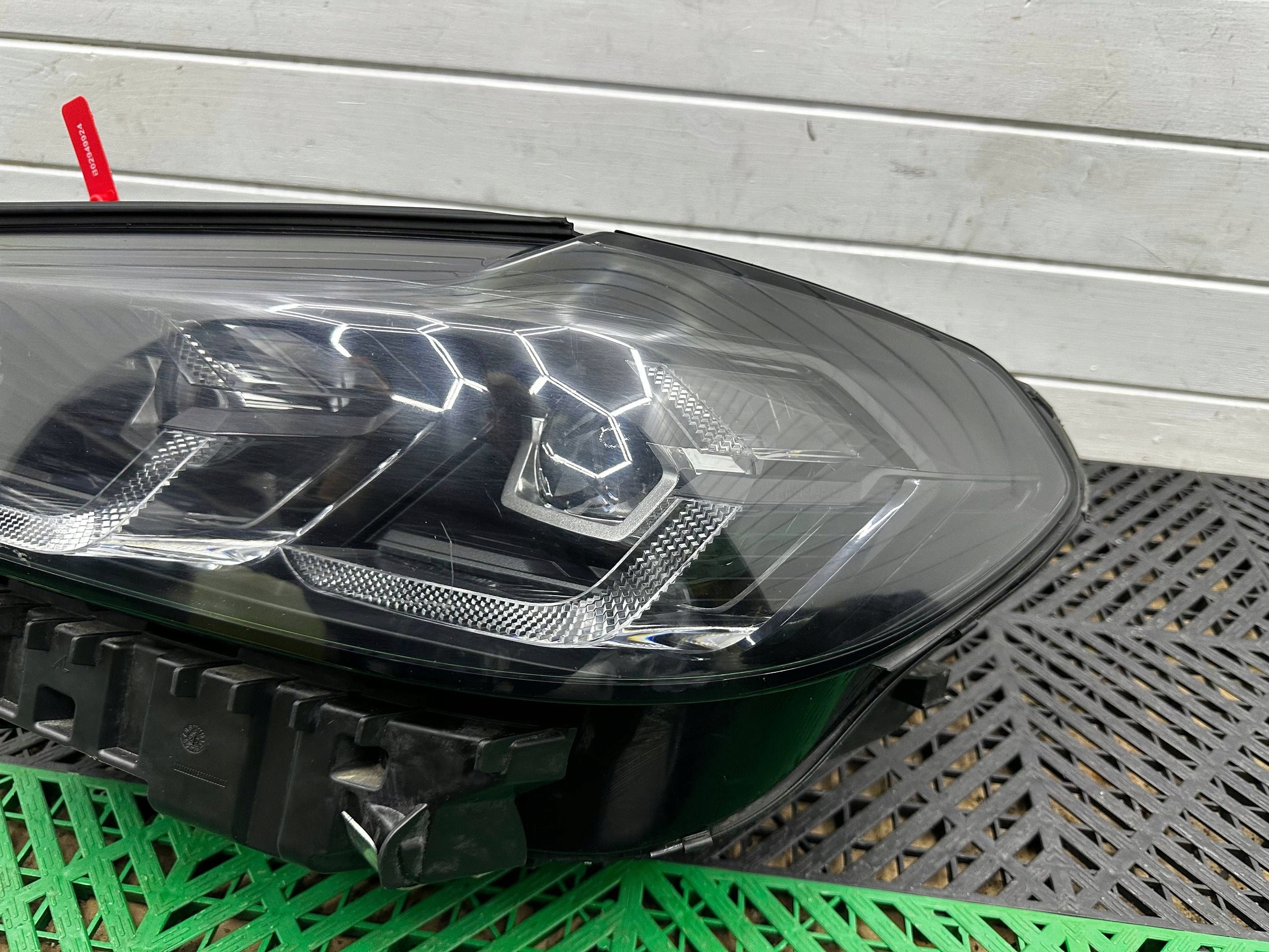 light front side left BMW X3 G01 X4 G02 LCI BLACK 5A29205
