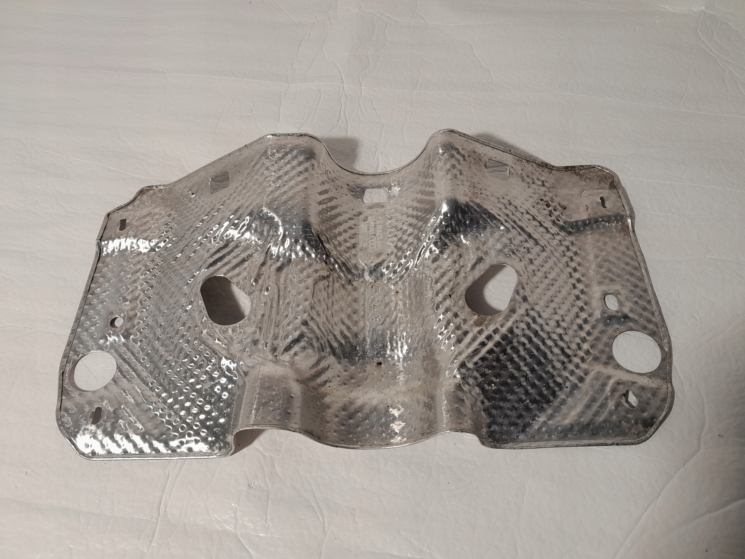 AUDI Q5 II 80A Blende Abdeckung TERMICZNA 80A521443D