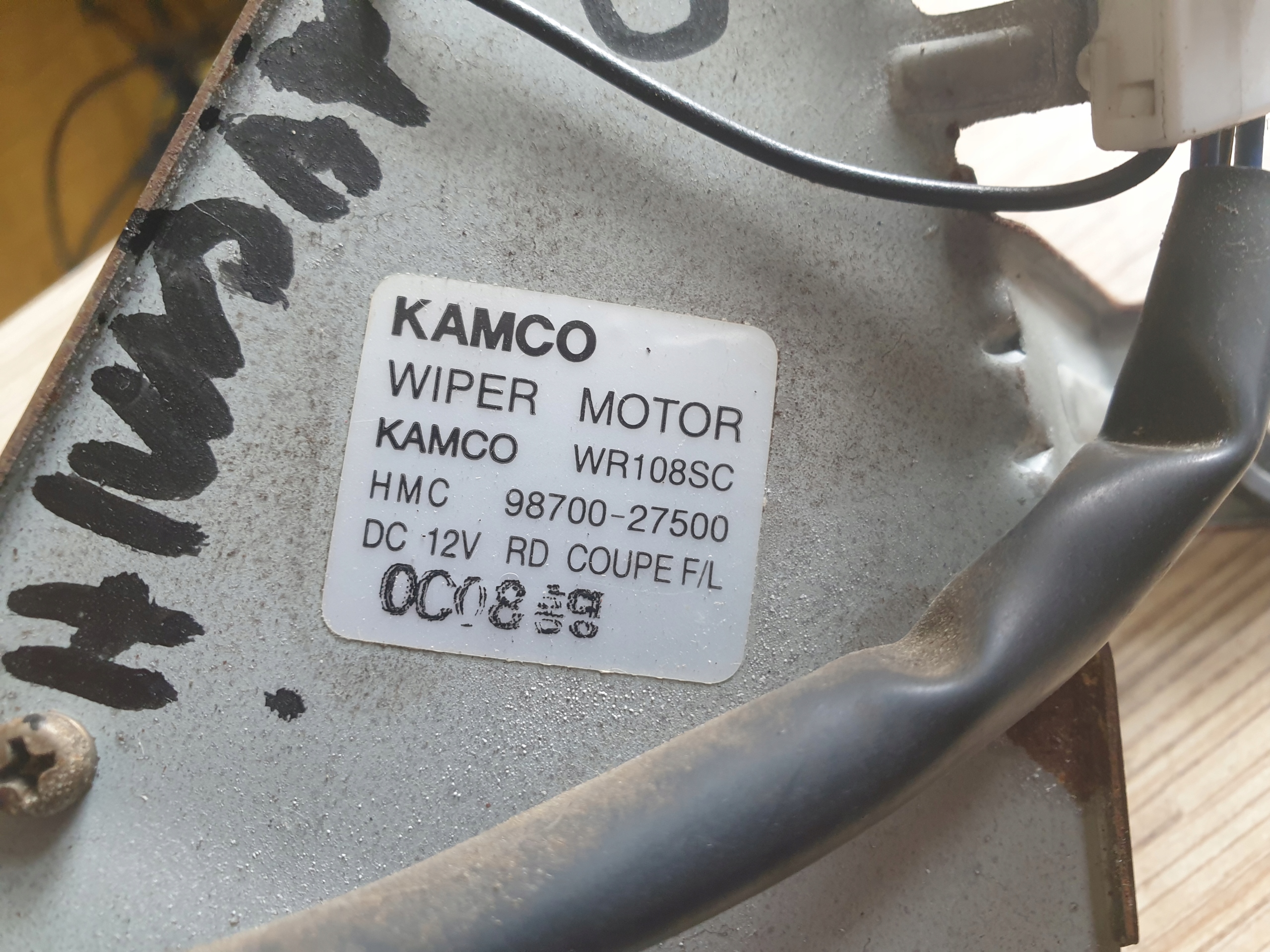 HYUNDAI COUPE motor stěrače záď 98700-27500