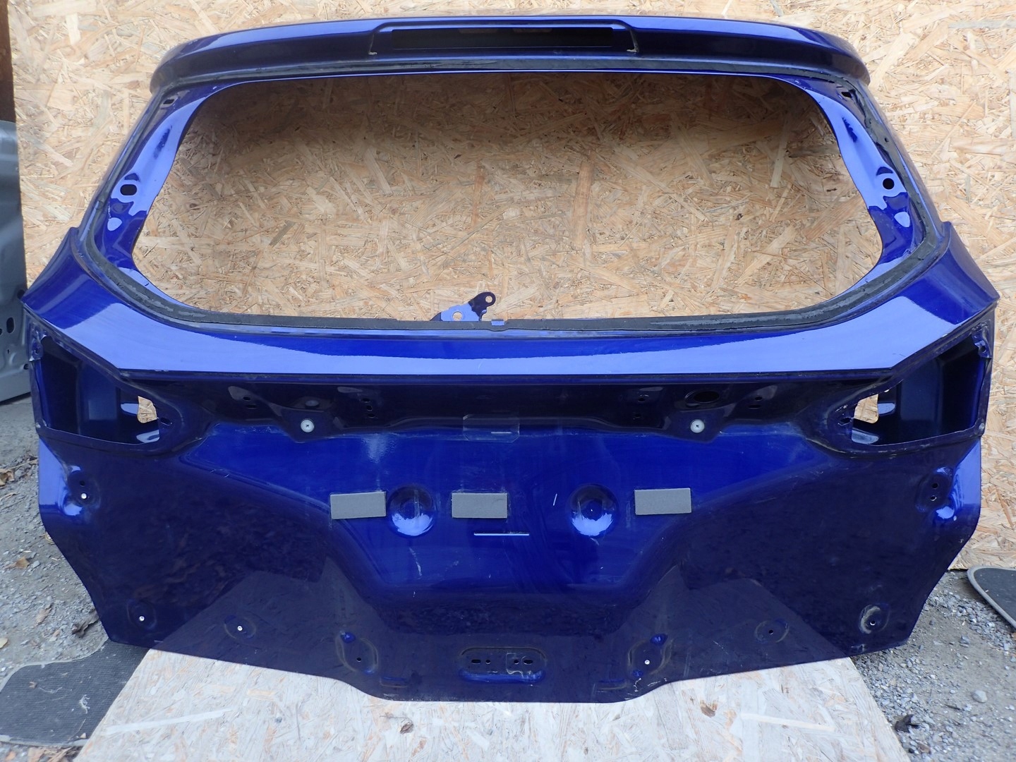 KLAPA TYŁ POKRYWA BAGAŻNIKA FORD FOCUS MK3 KOMBI