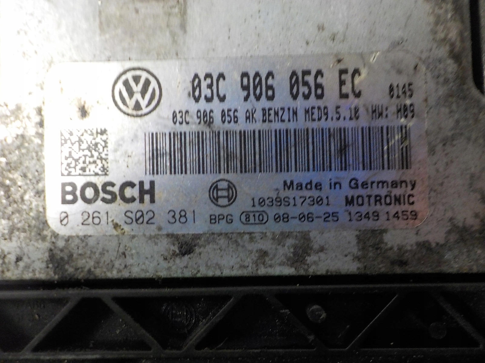 VW computer control unit 03C906056EC 0261S02381