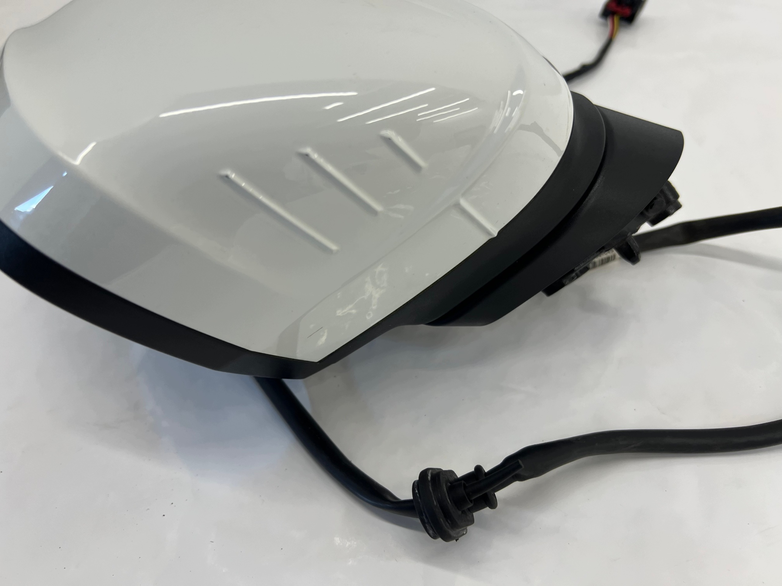 AUDI A4 B9 8W mirror left 6 PIN EUROPA W colour LY9C original