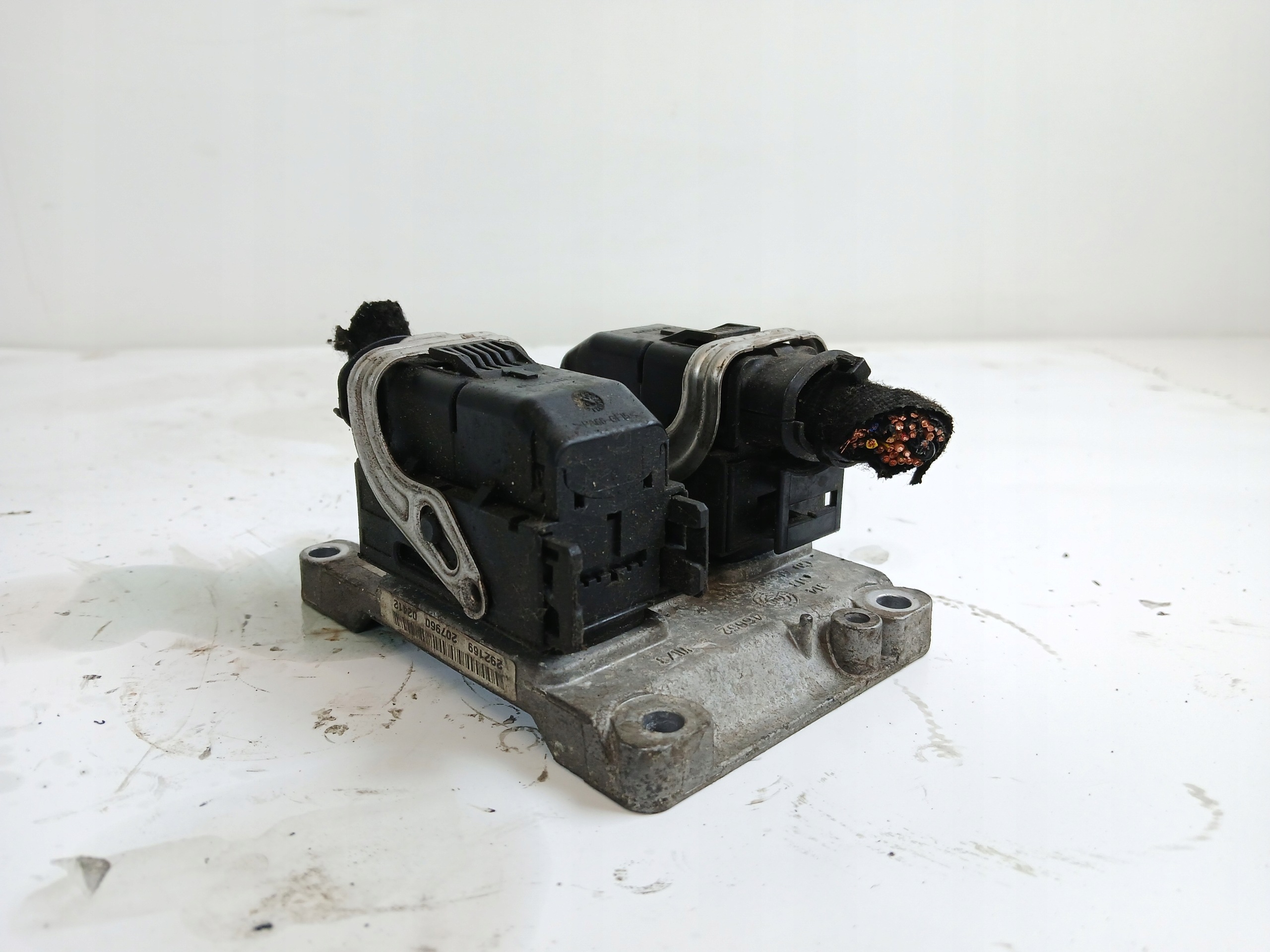 OPEL CORSA C 1.0 control unit of the engine 55350551