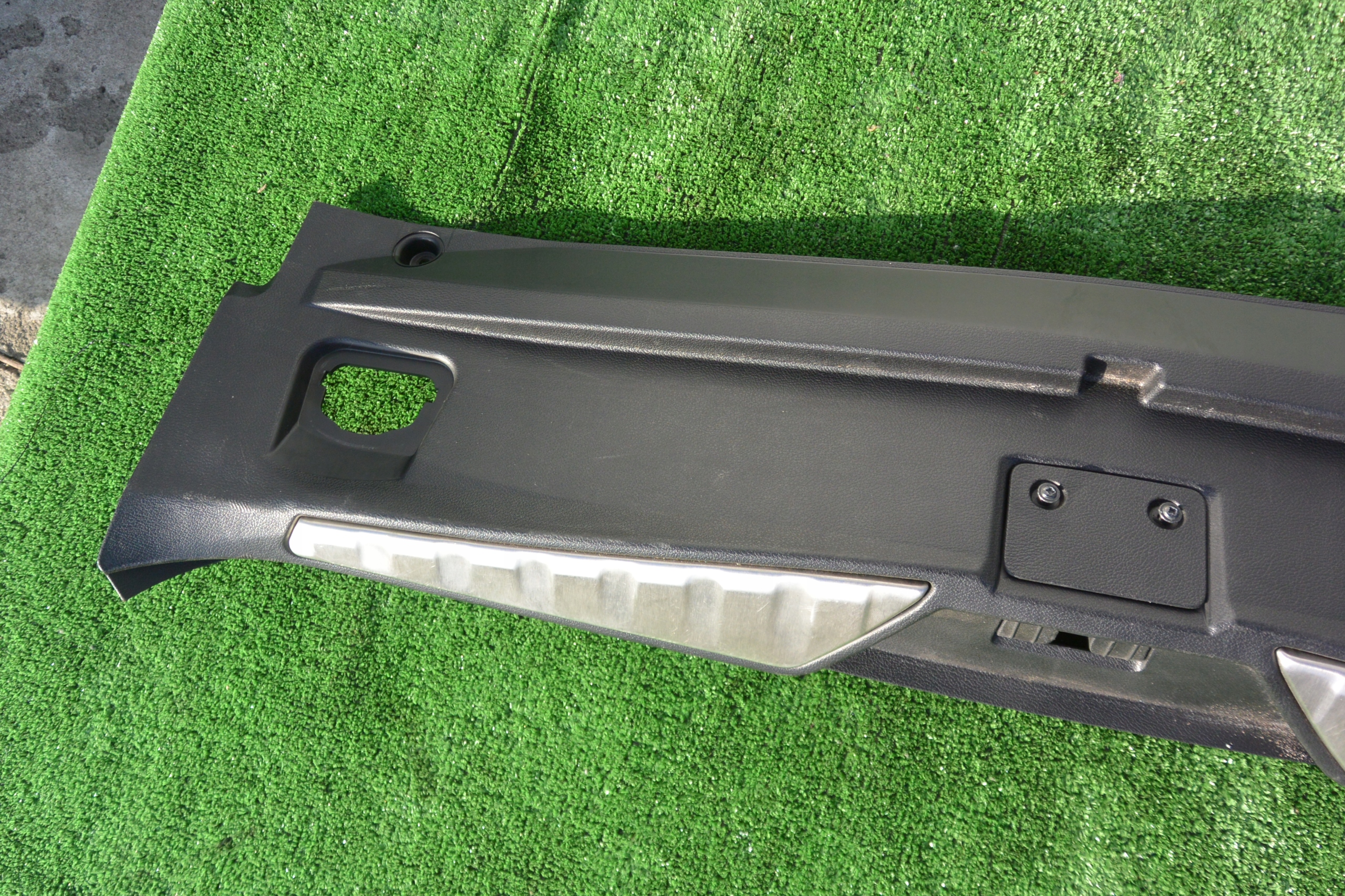 OSŁONA PASA PLASTIK TYŁ MASERATI QUATTROPORTE VI Producent części Maserati OE