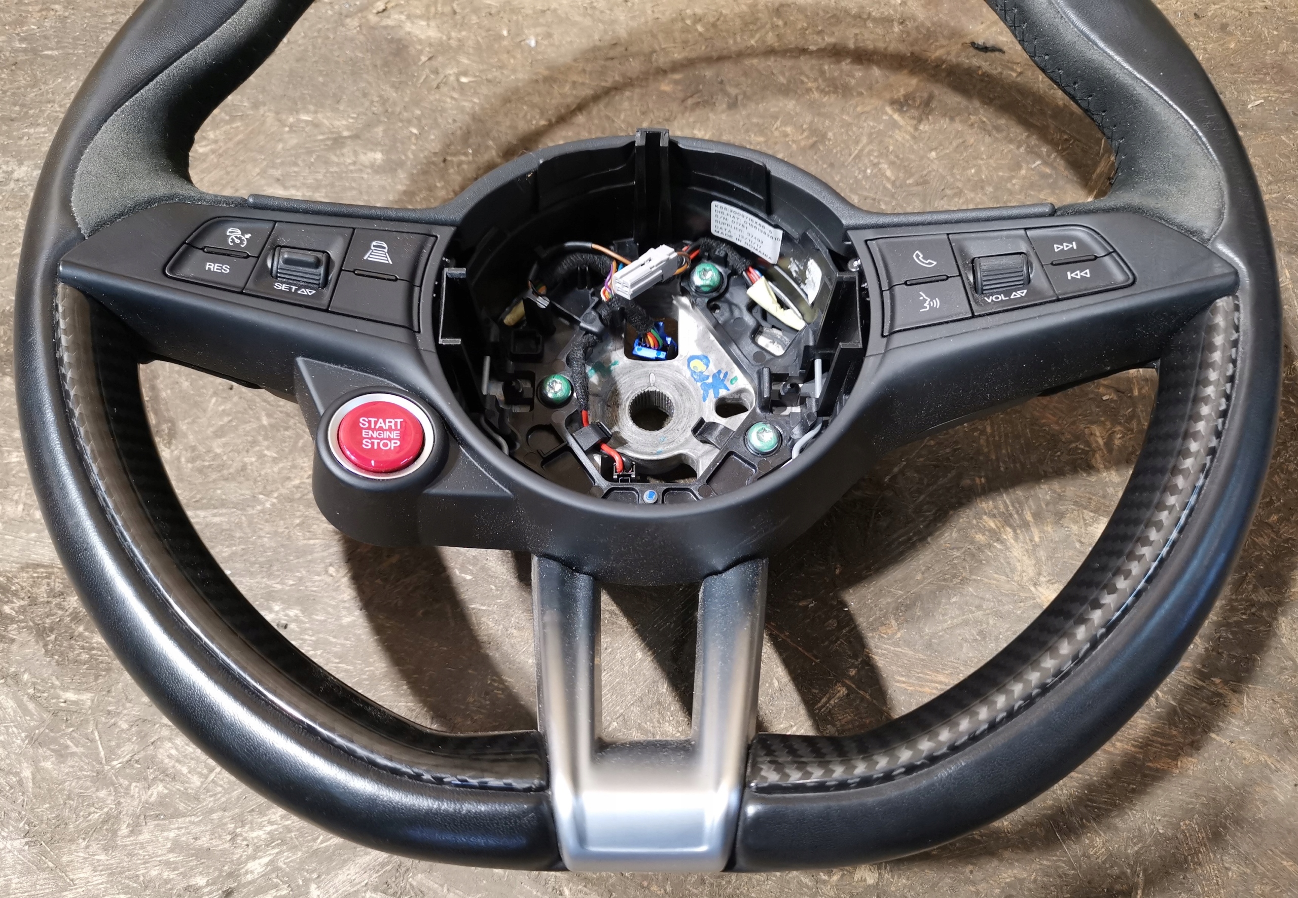 lenkrad ALFA ROMEO GIULIA QUADRIFOGLIO CARBON