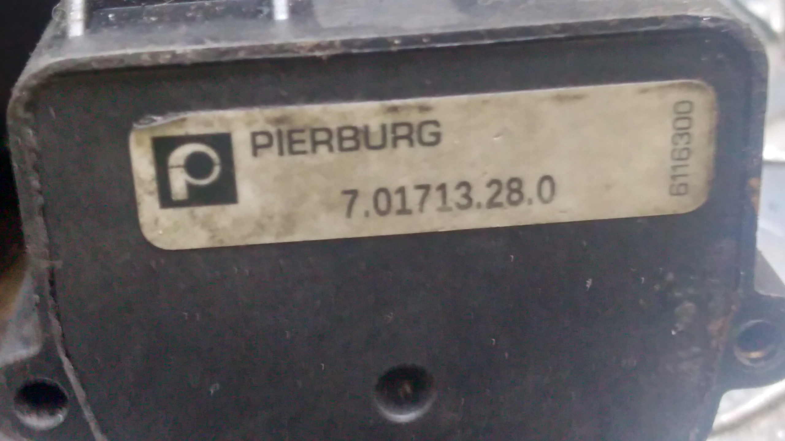 supplementary water pump VOLKSWAGEN PASSAT B6