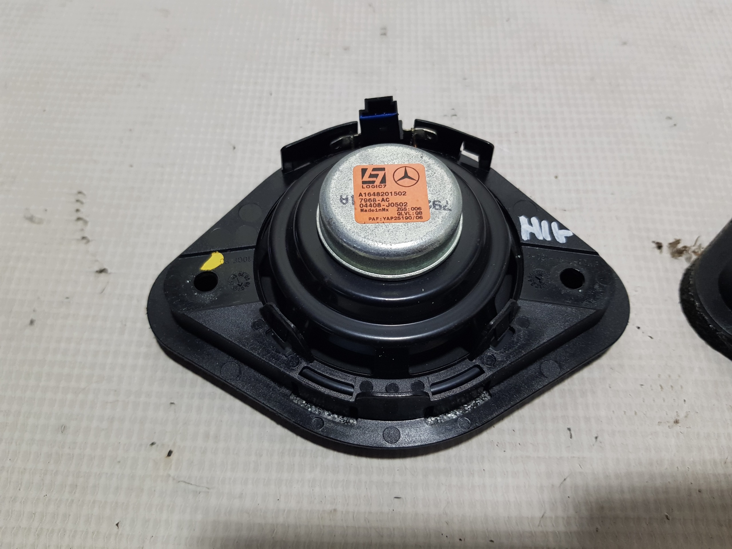 speaker MERCEDES ML W164 HARMAN KARDON LOGIC 7 1648201502