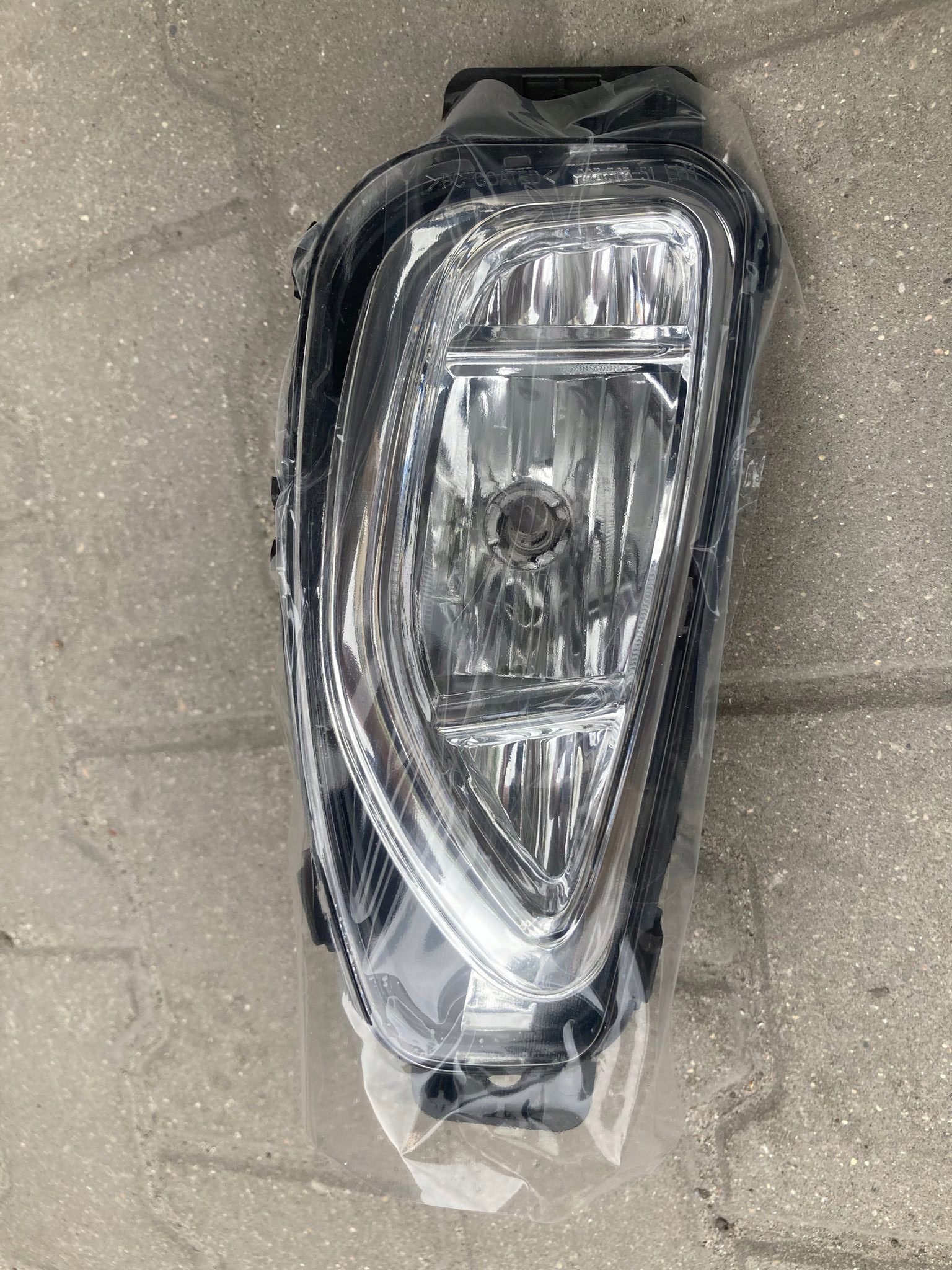 HALOGEN PRZOD PRAWY FORD KUGA MK3 ESCAPE Producent części Inny