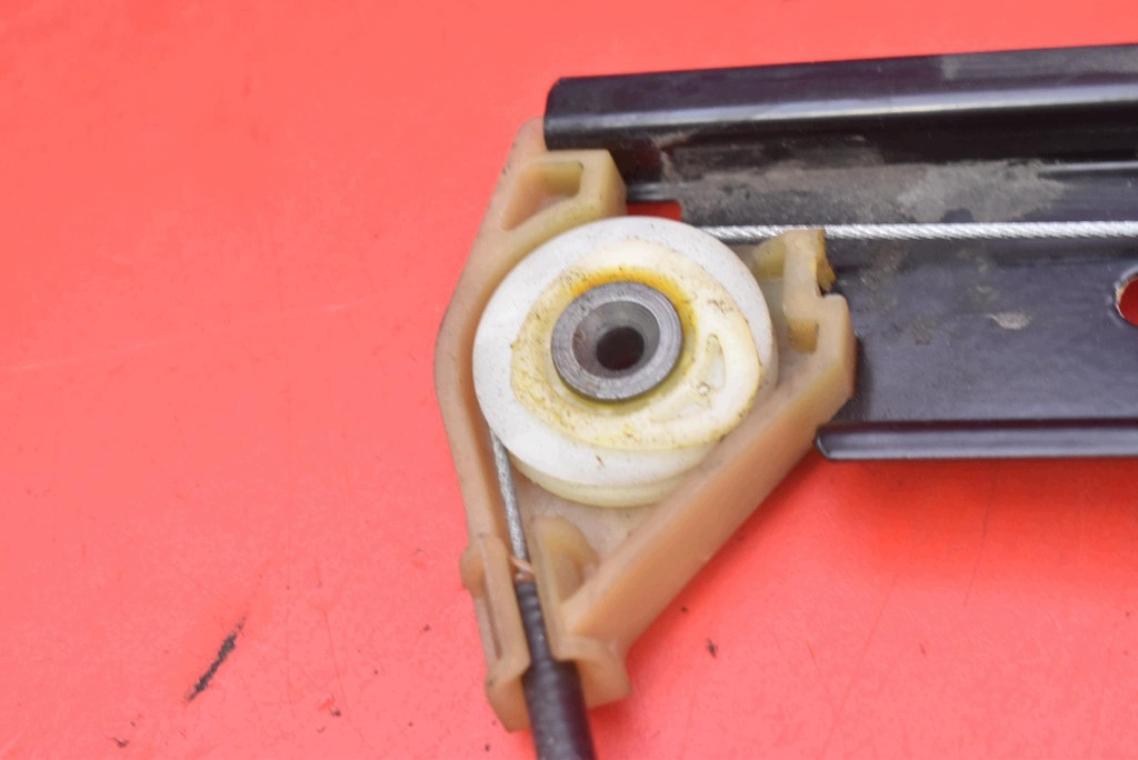 window regulator left front EU 4F0837461C AUDI A6 C6 sedan 04-08