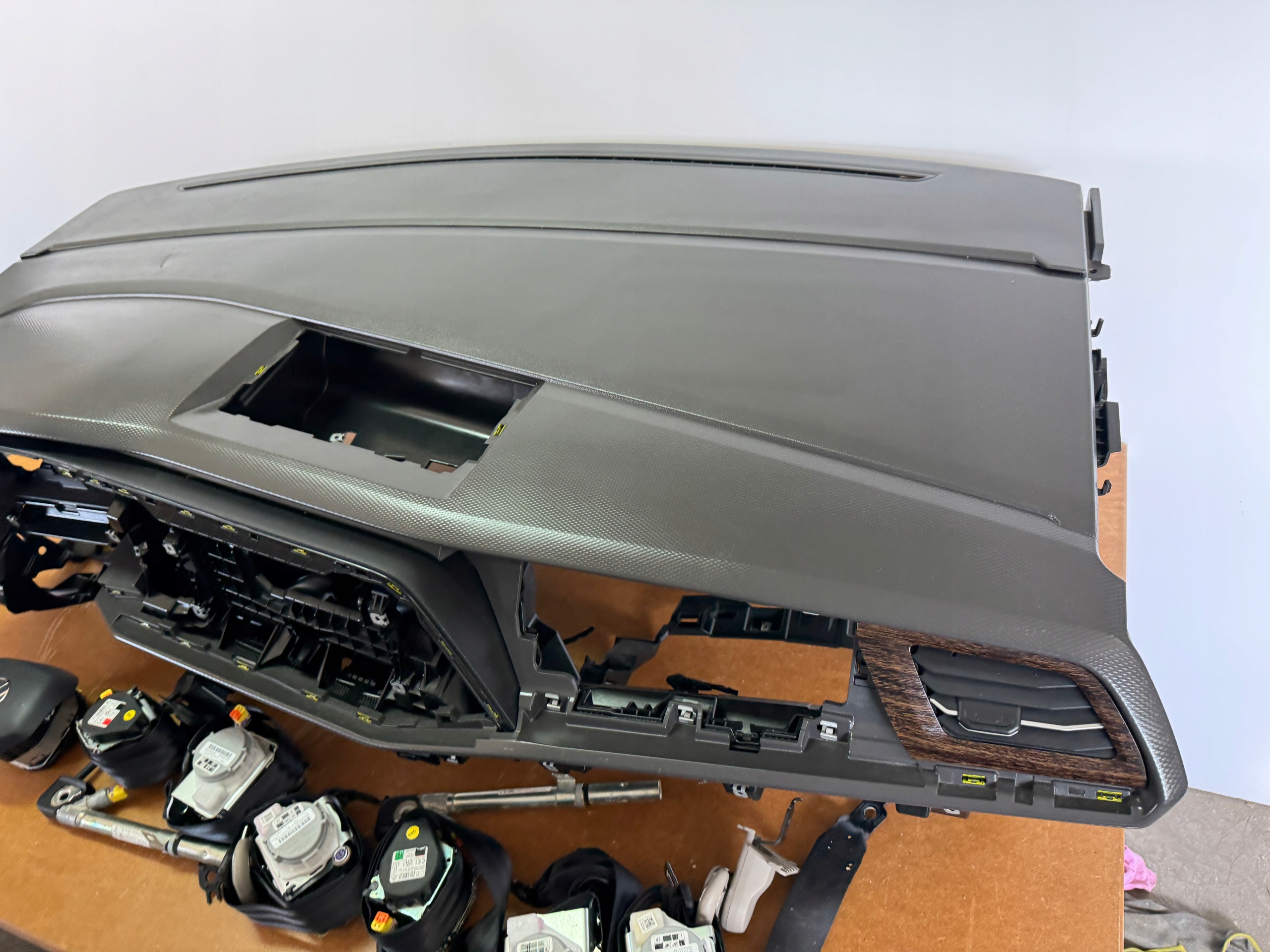vw T7 MULTIVAN торпеда консоль Подушки ремни