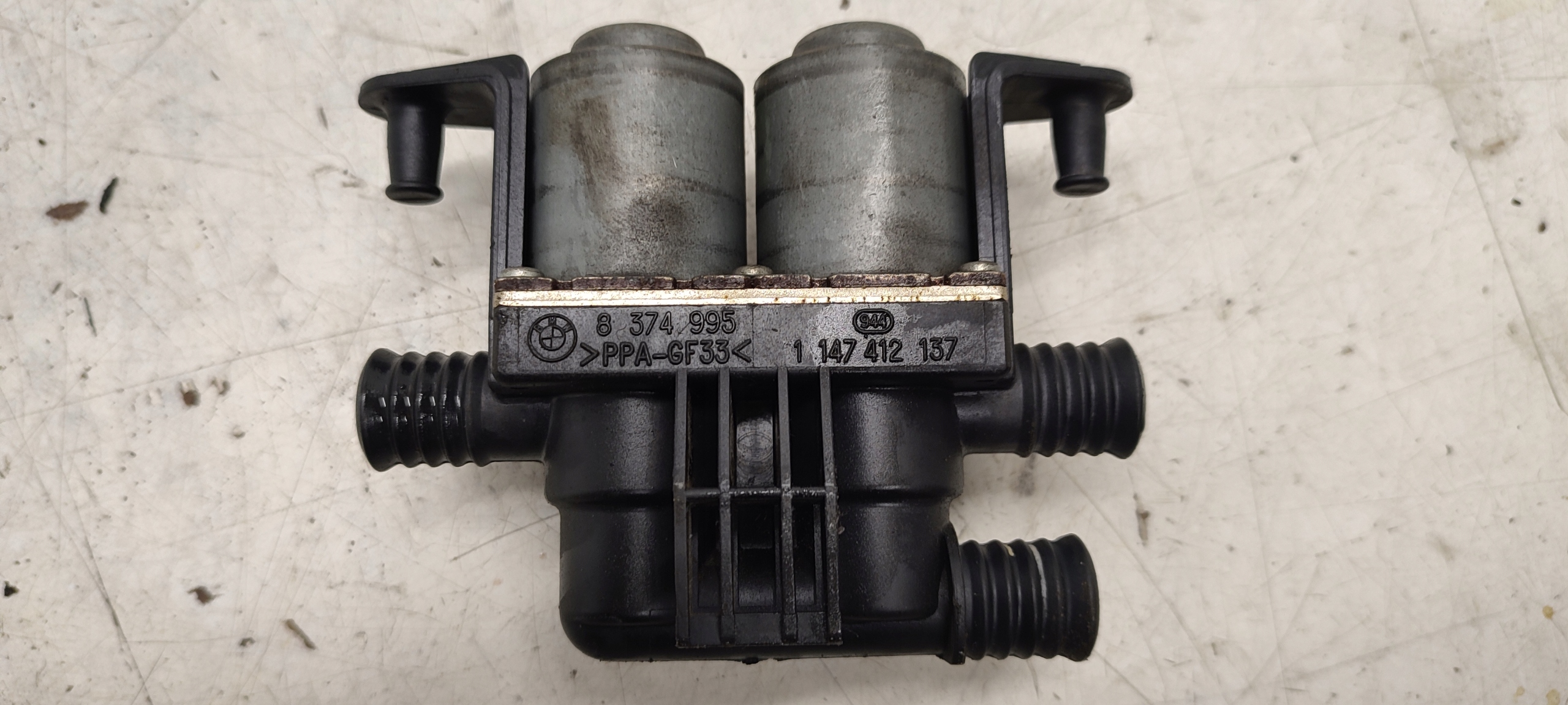 elektroventil vody 1147412 BMW E39