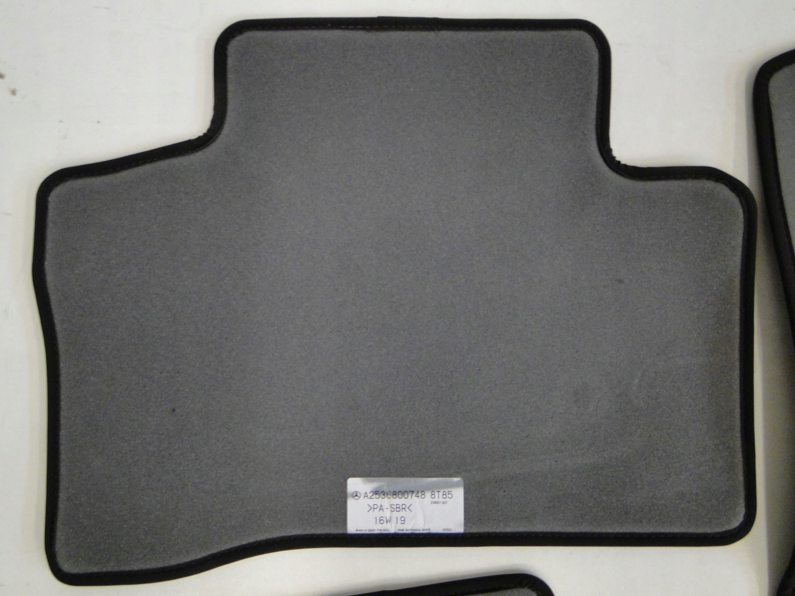 MERCEDES Коврики 8T85 253 X253 C253