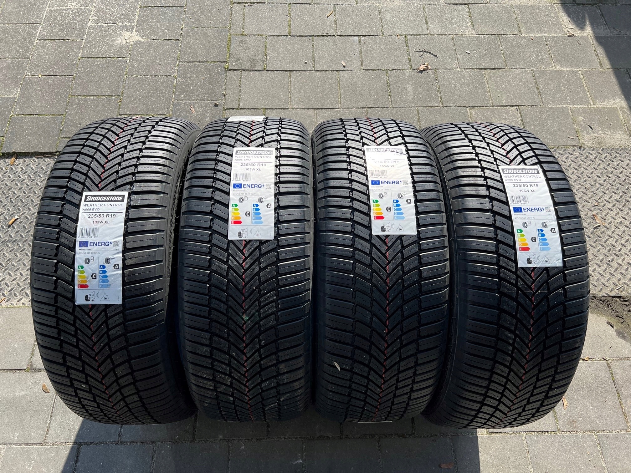 OPONY WIELOSEZONOWE BRIDGESTONE 235/50/R19 A005EVO Marka Bridgestone