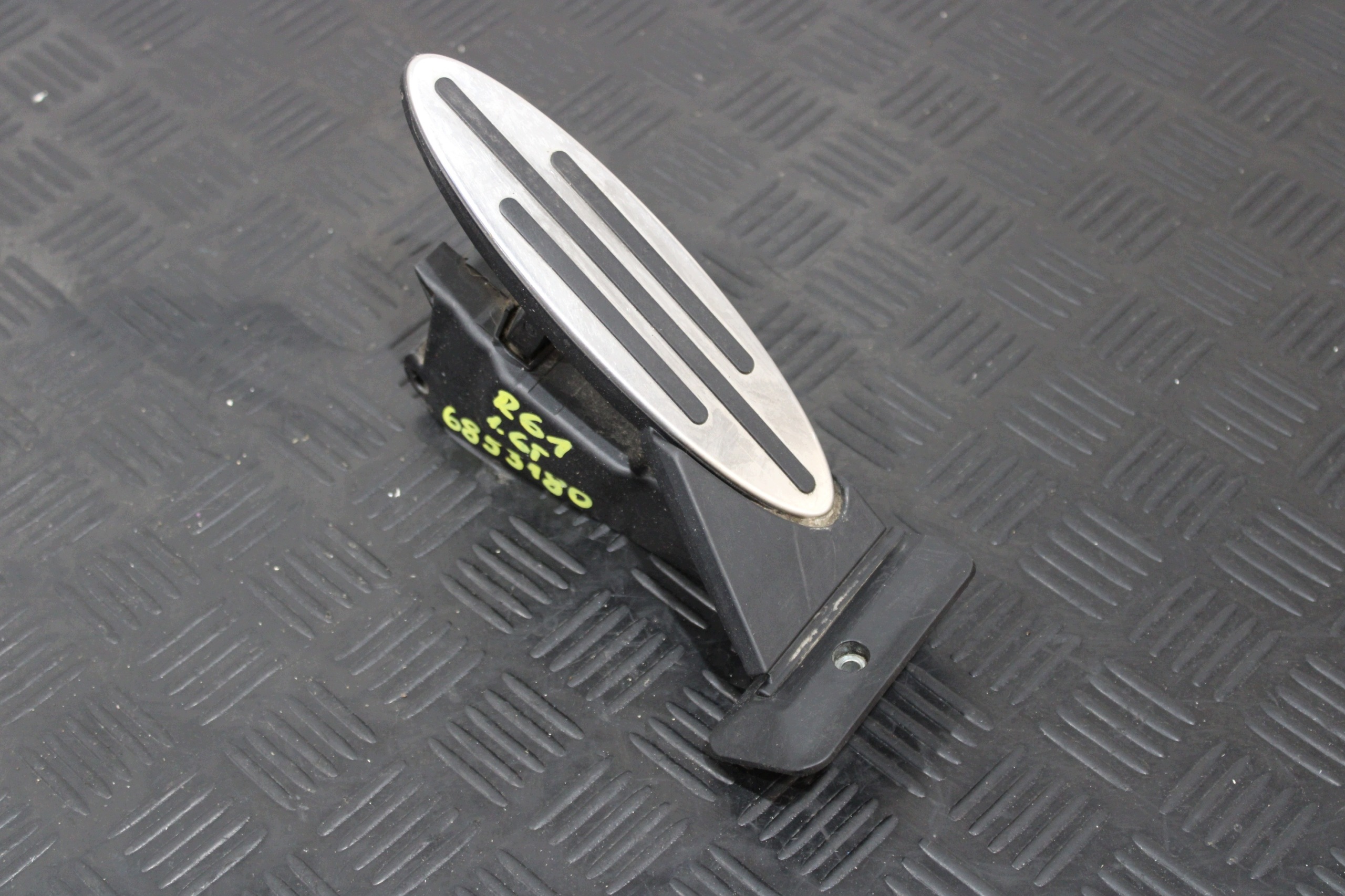 accelerator pedal 6853180 MINI PACEMAN S R61 S