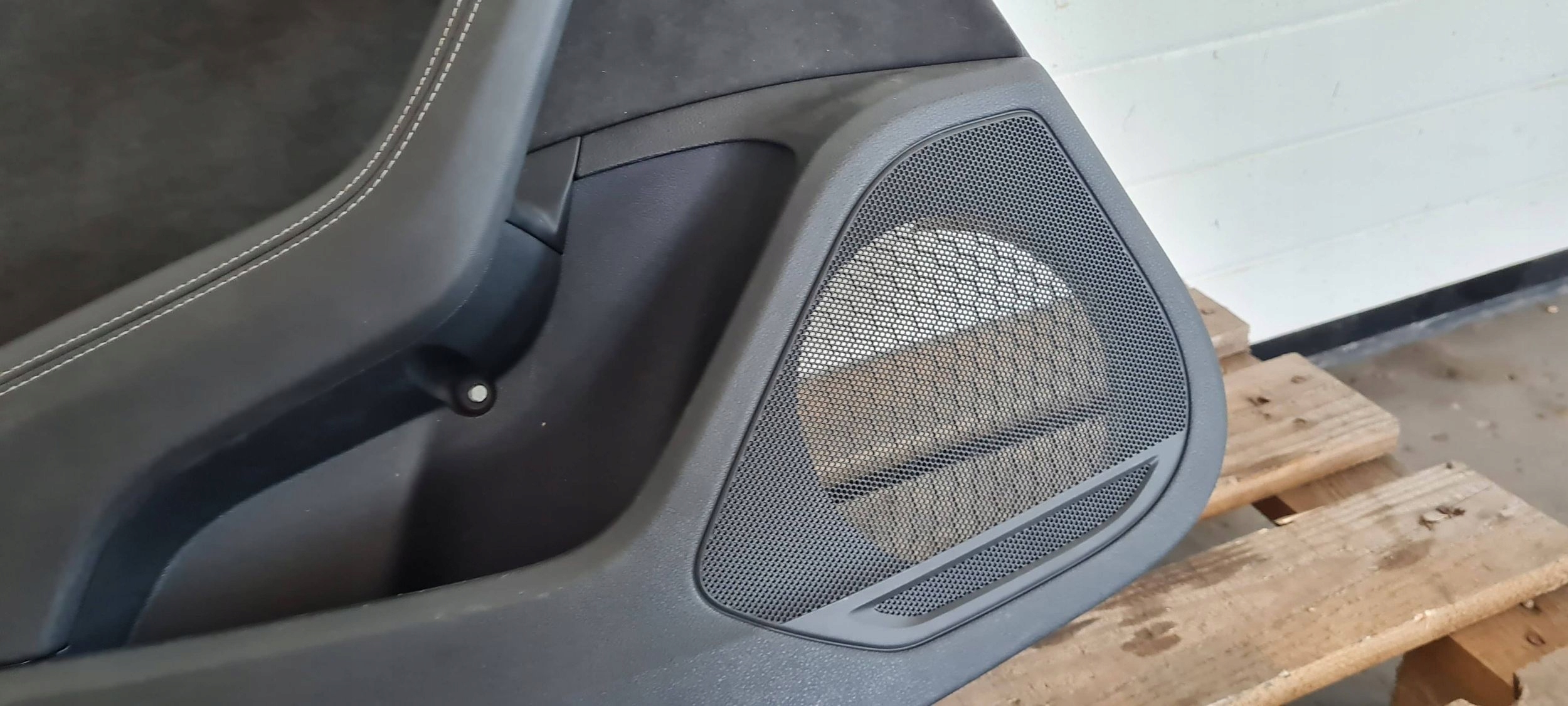 Audi OE 8W8867318