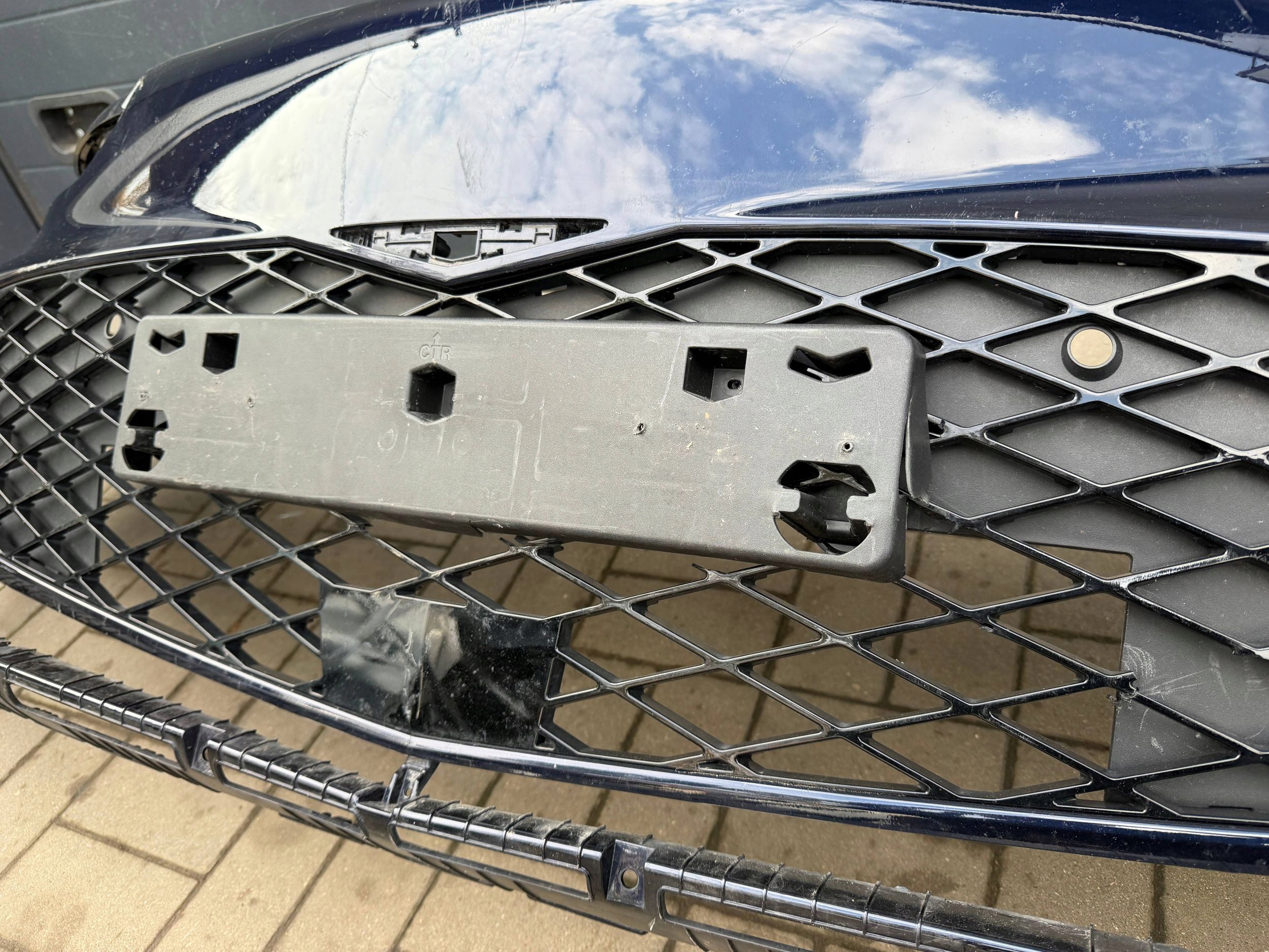 Genesis Gv60 21- nárazník předek přední