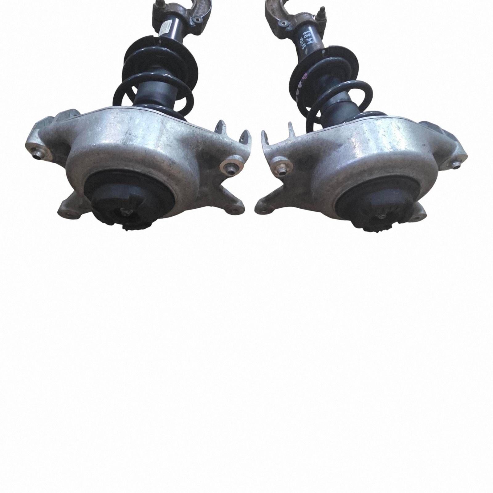 shock absorbers front KOMPLET 2SZT front AUDI A4 B8 LIFT 2.0 TDI 8T0413031A